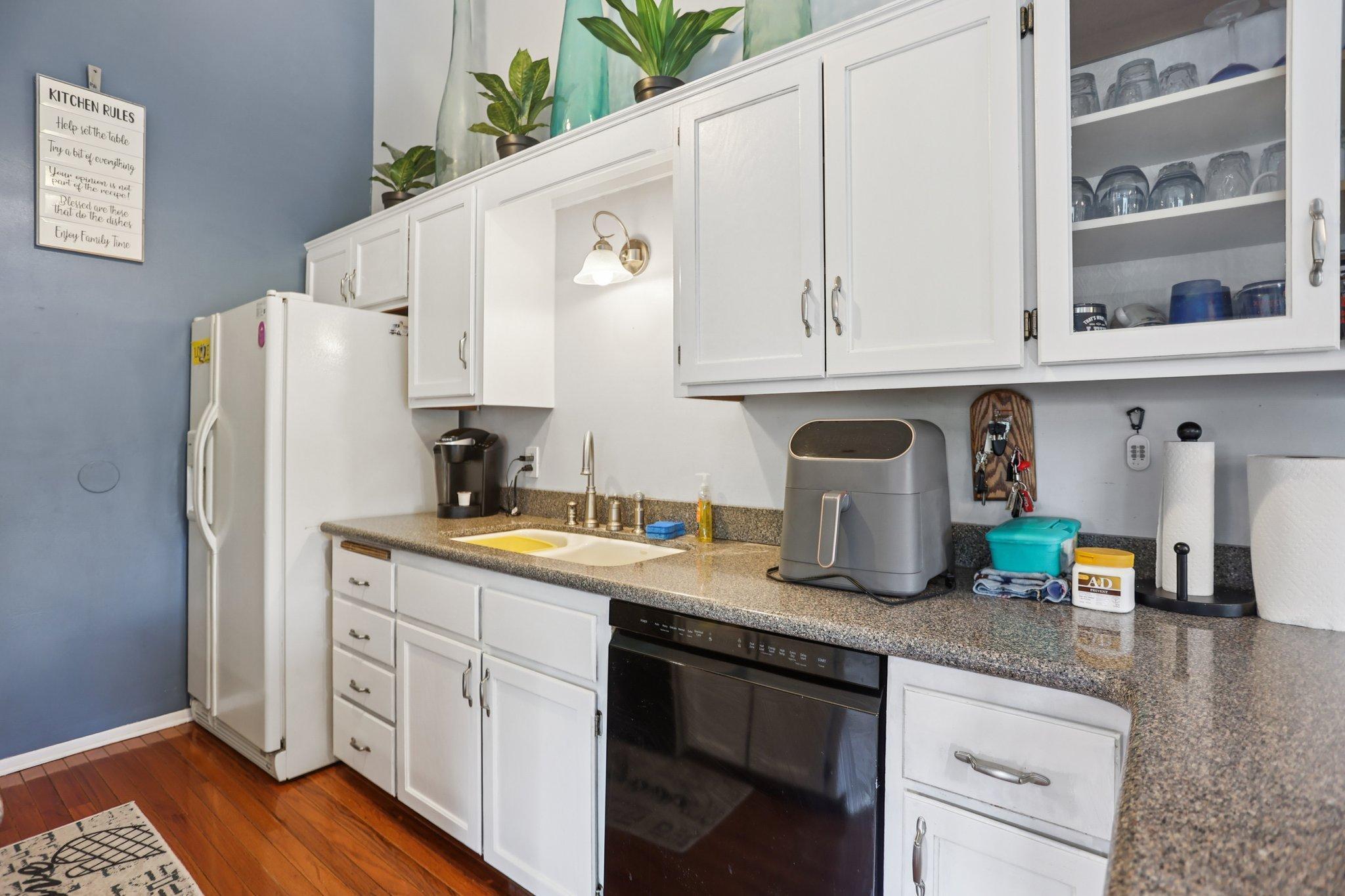 3839 Windcrest Court