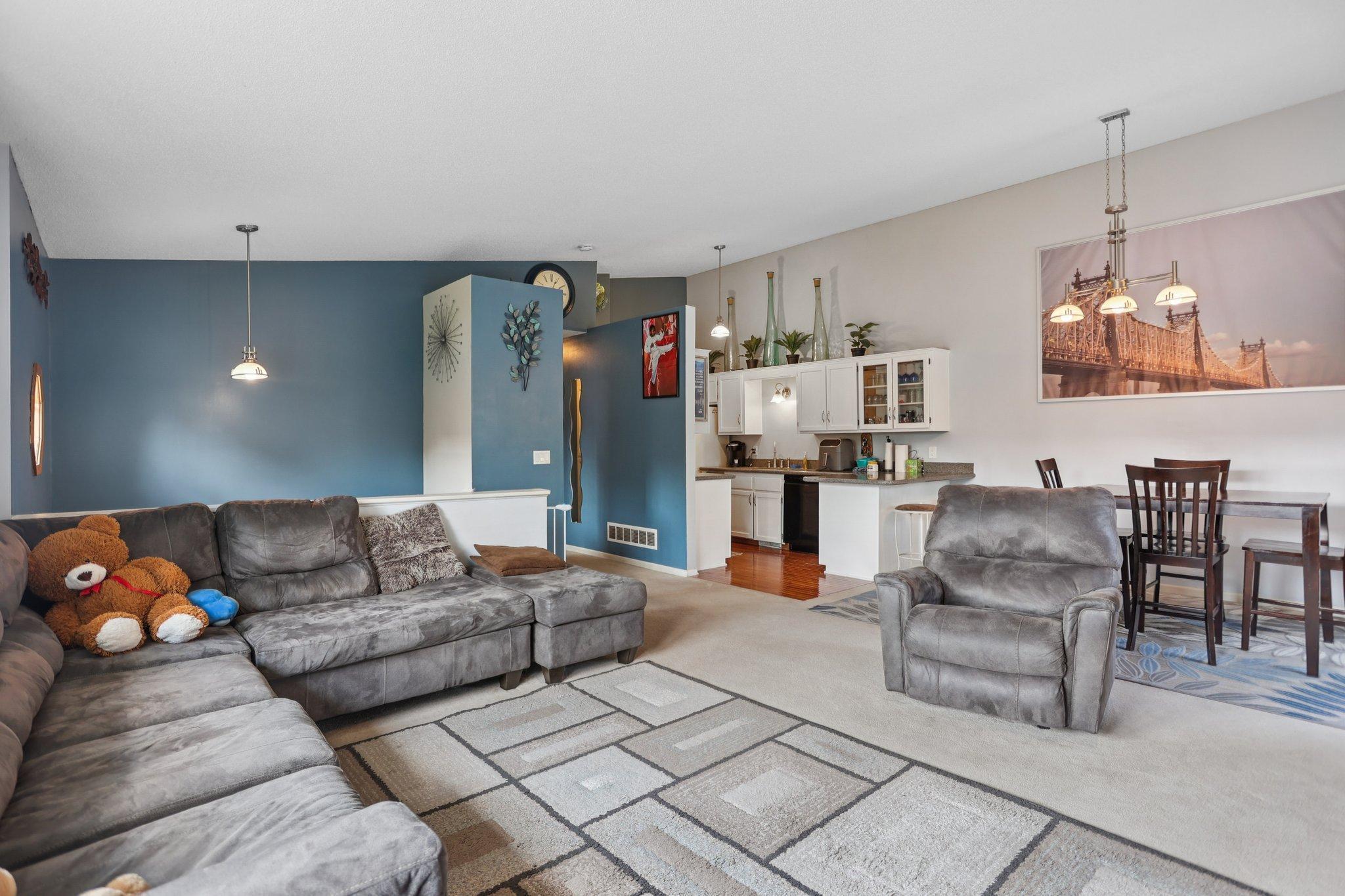 3839 Windcrest Court
