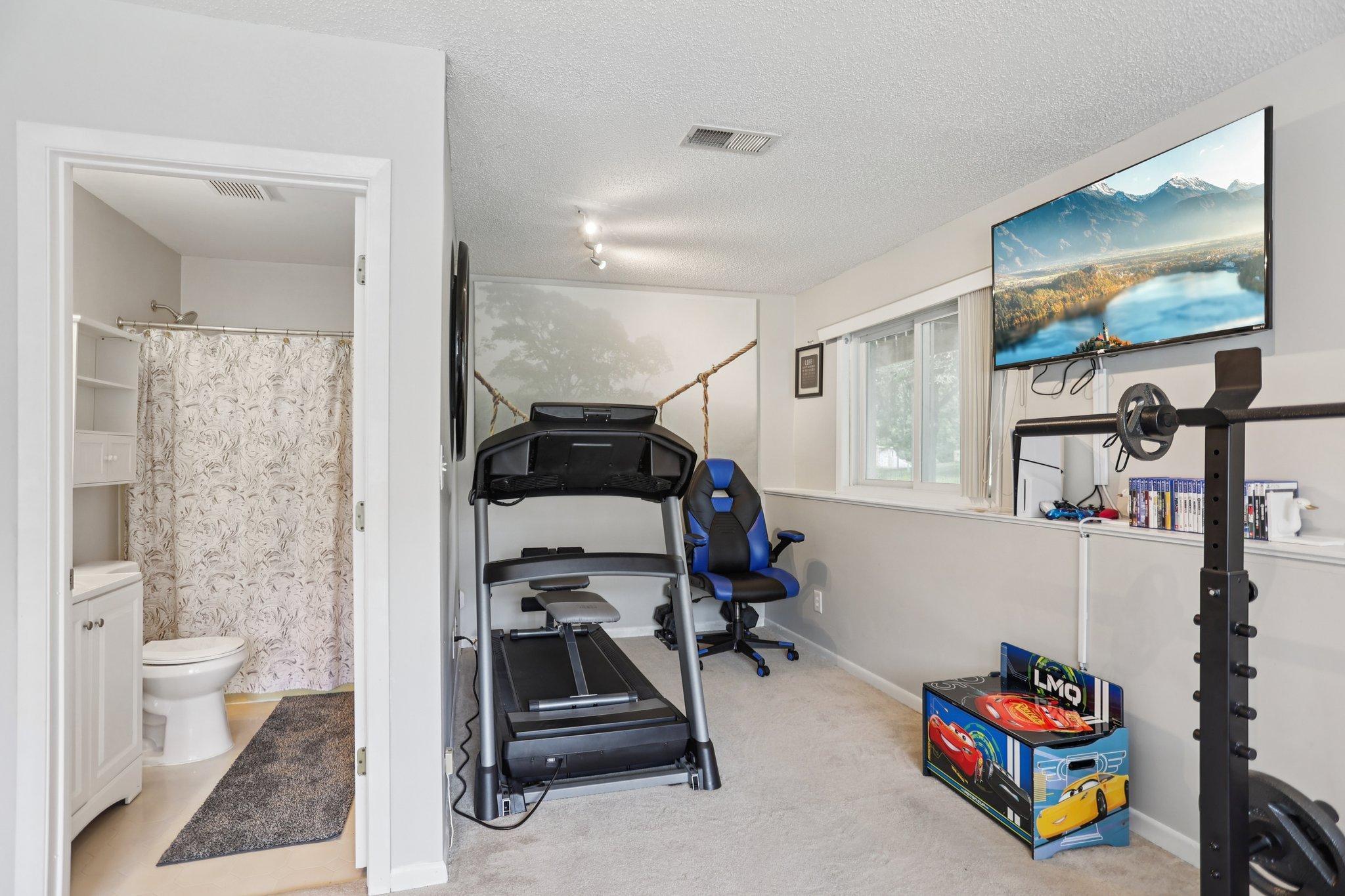 3839 Windcrest Court