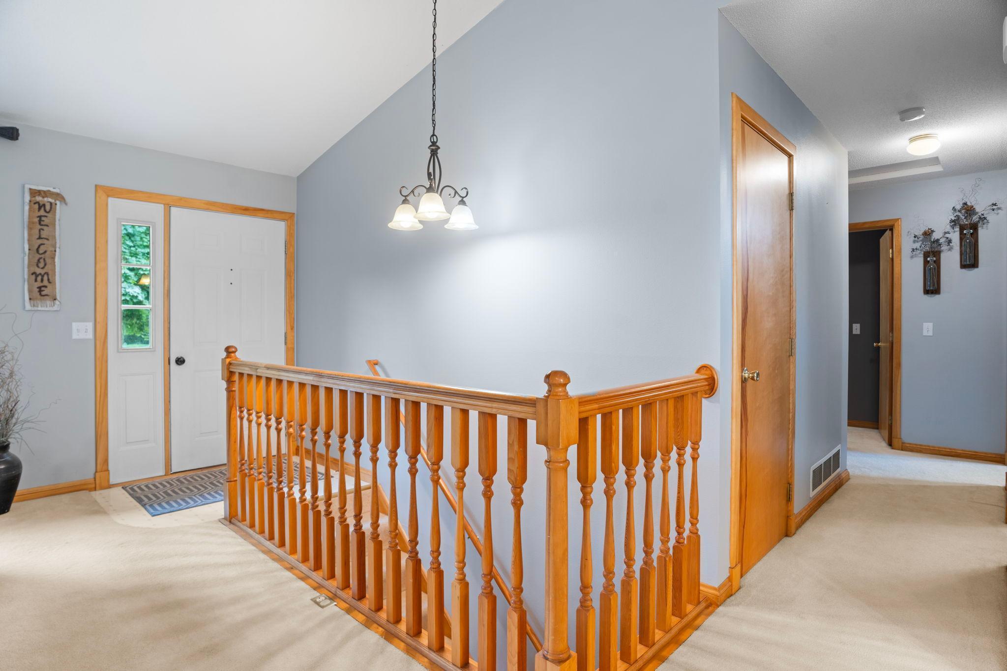 913 Valley View Road