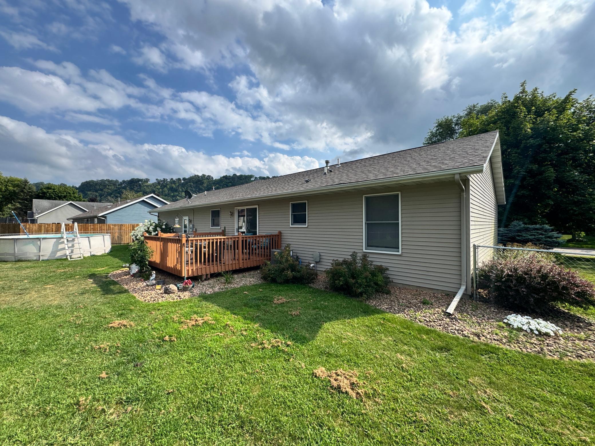 913 Valley View Road