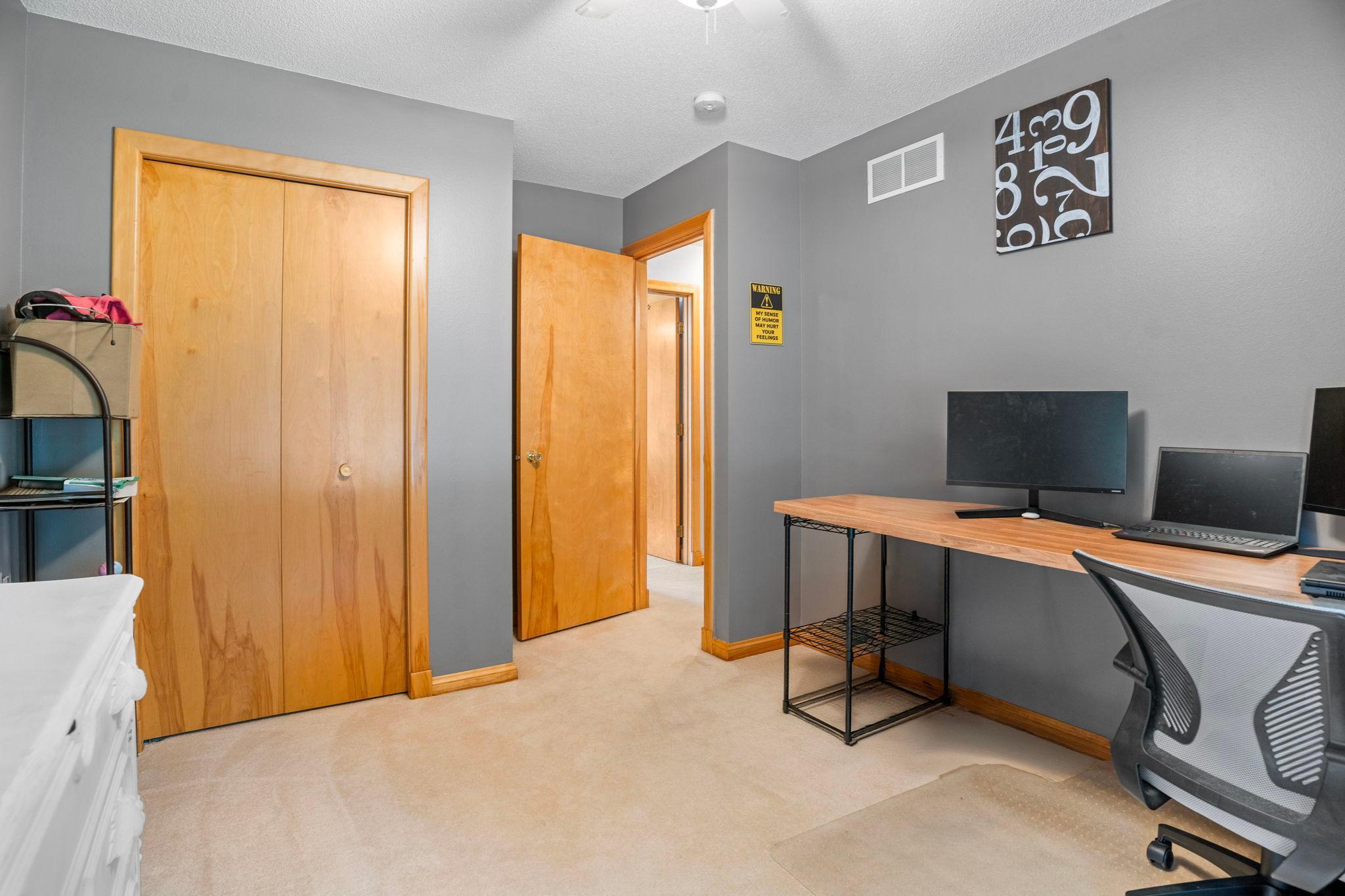 913 Valley View Road