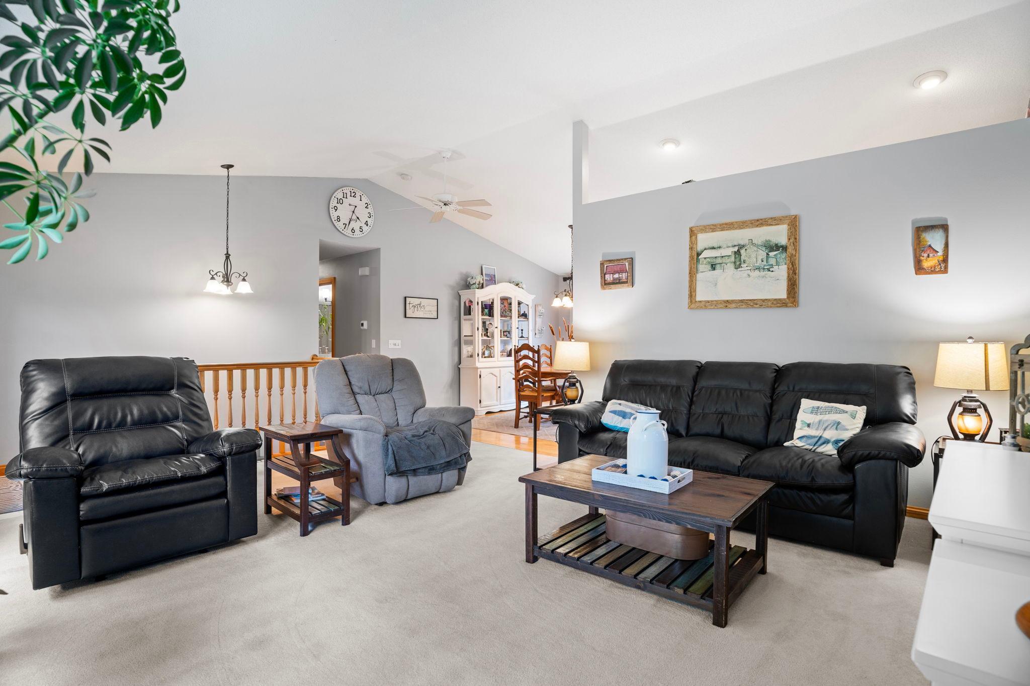 913 Valley View Road