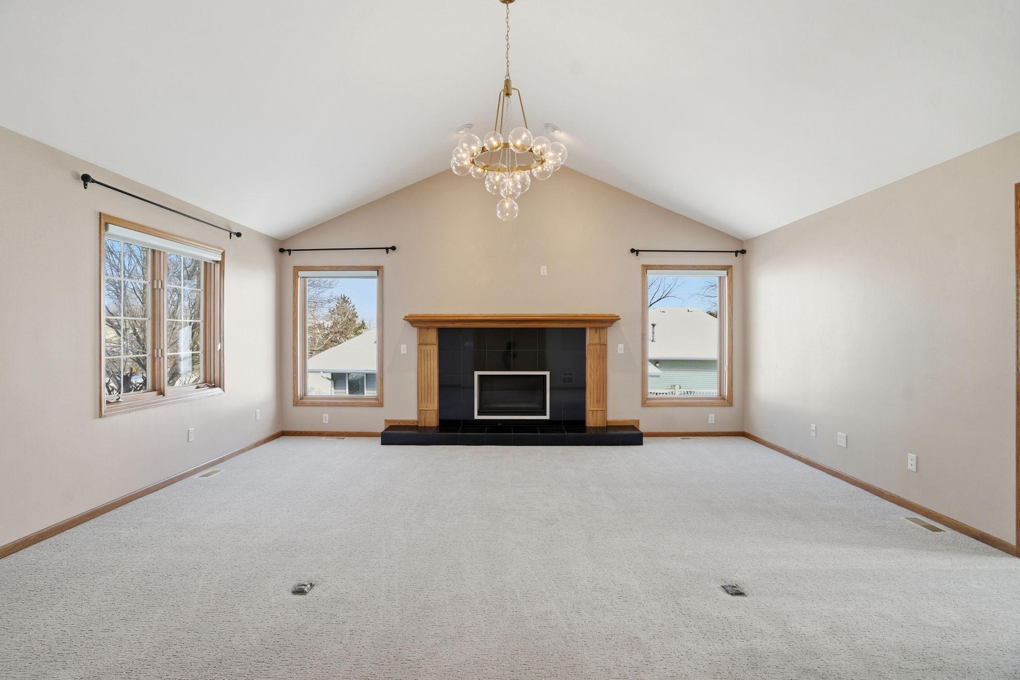 1162 Lakewood Drive S