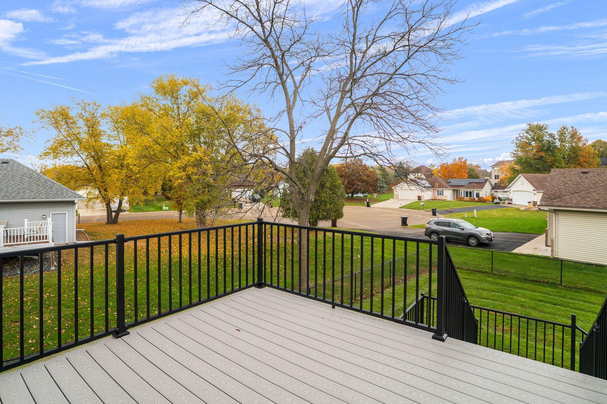 1162 Lakewood Drive S