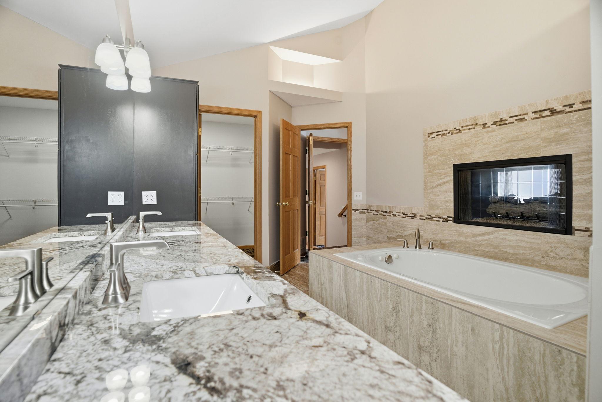 1162 Lakewood Drive S