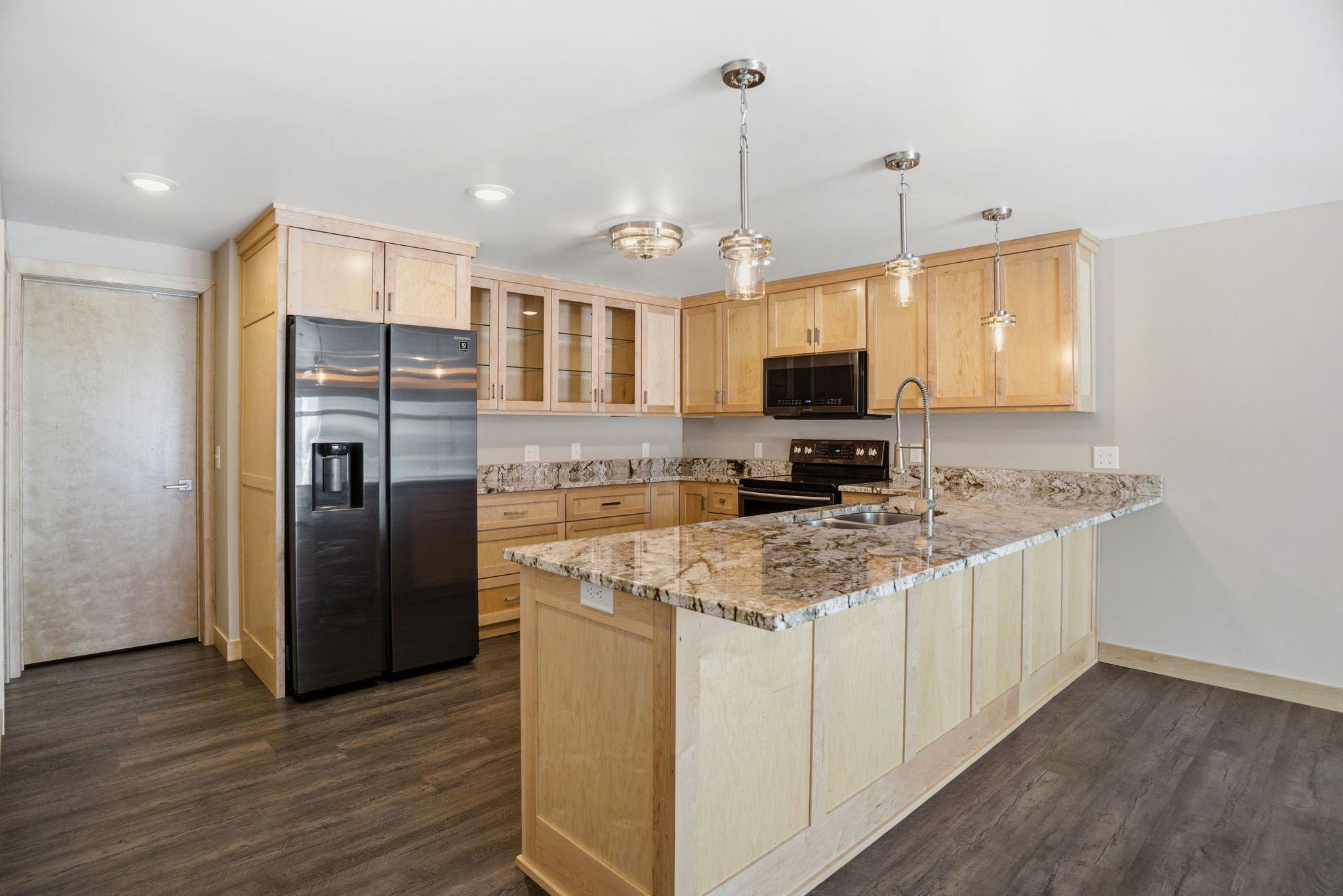 1162 Lakewood Drive S