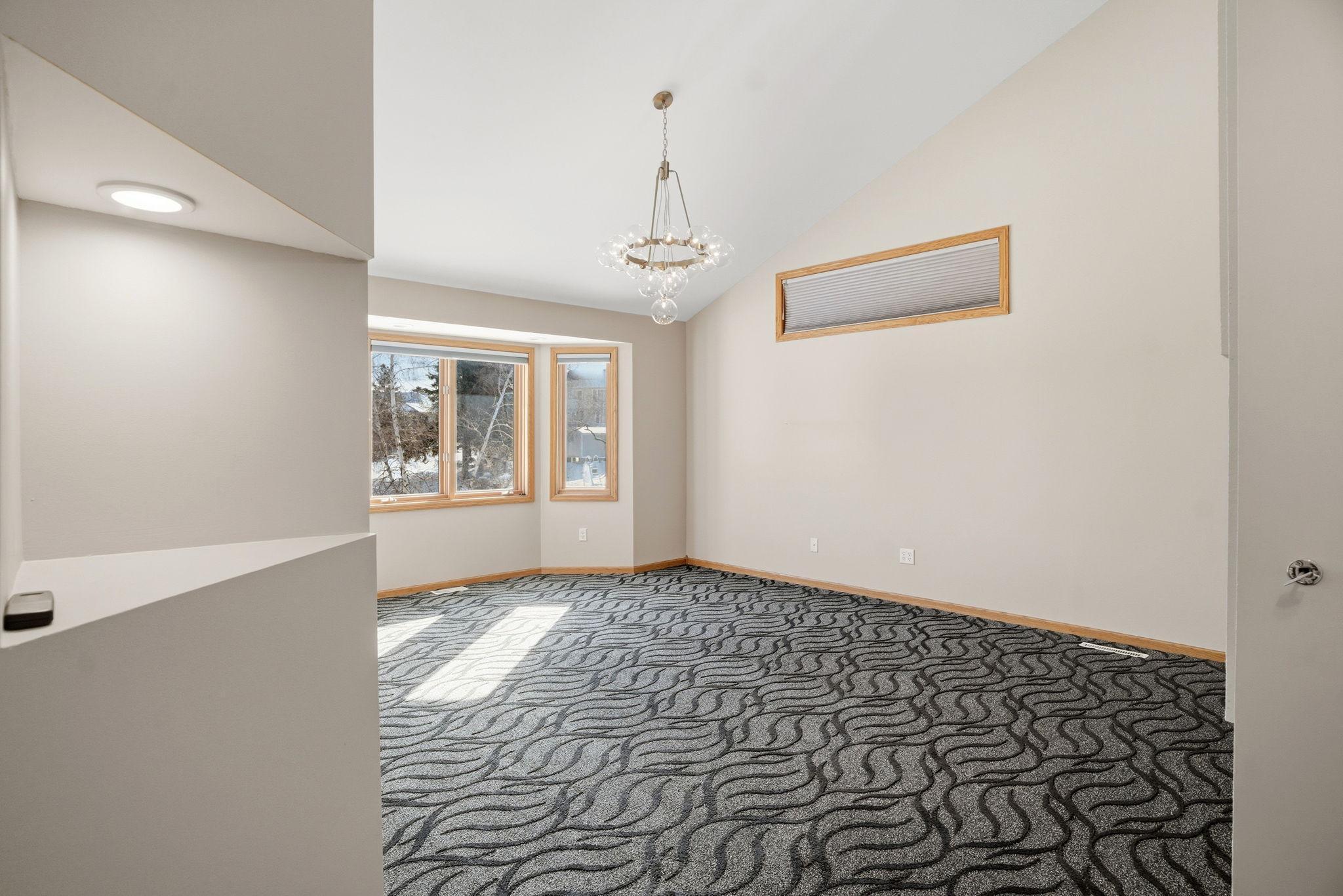 1162 Lakewood Drive S