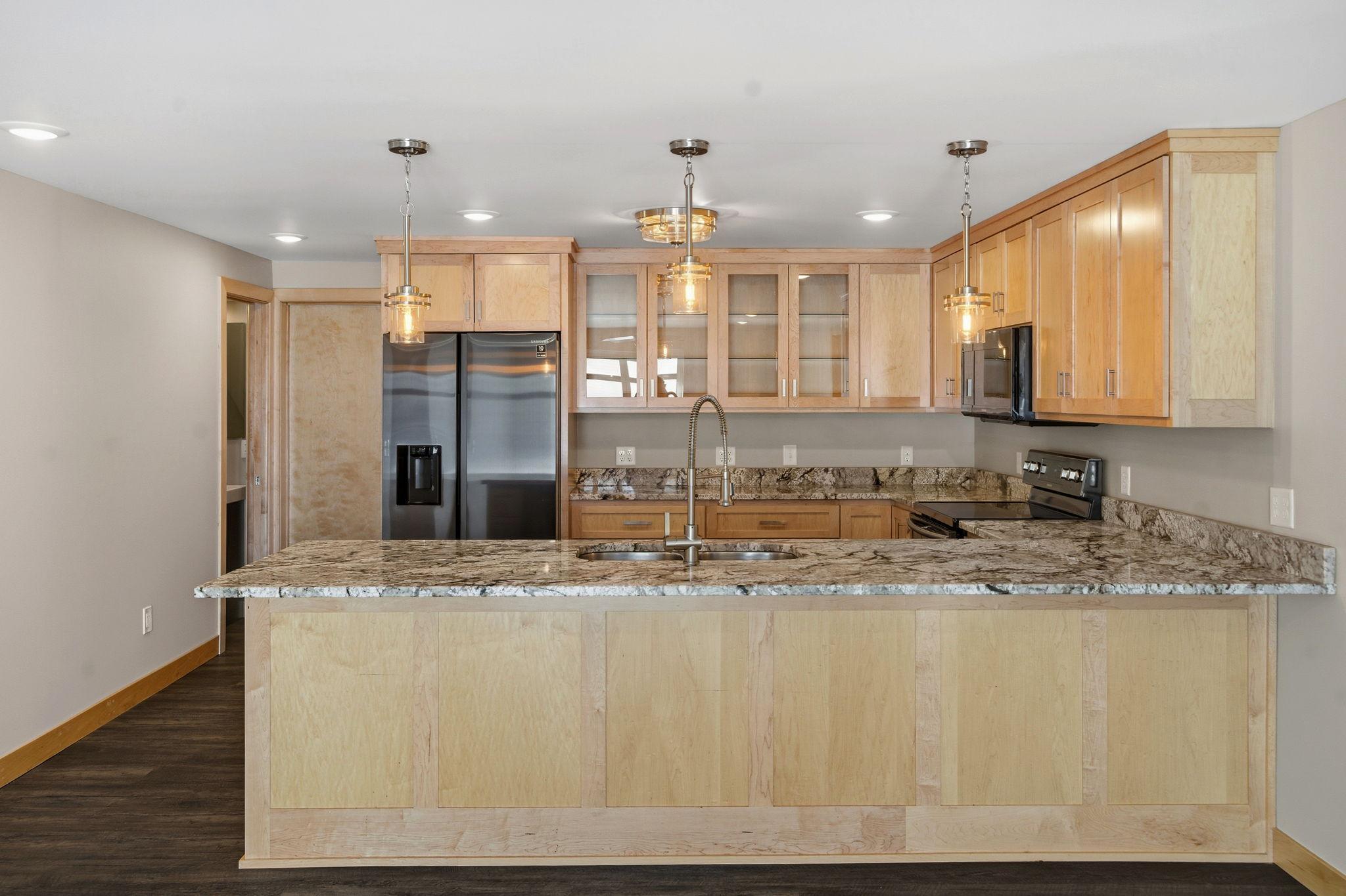 1162 Lakewood Drive S