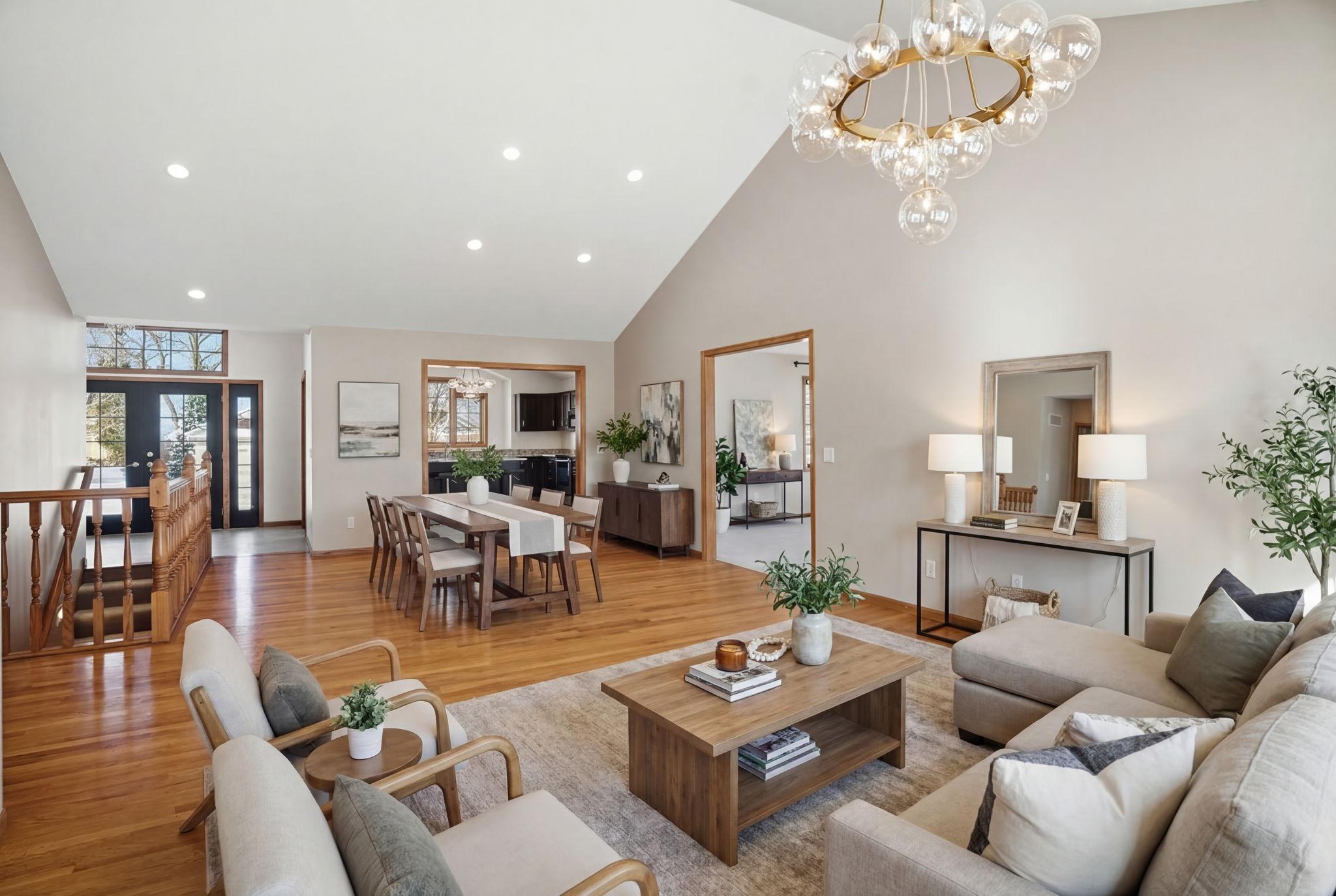 1162 Lakewood Drive S