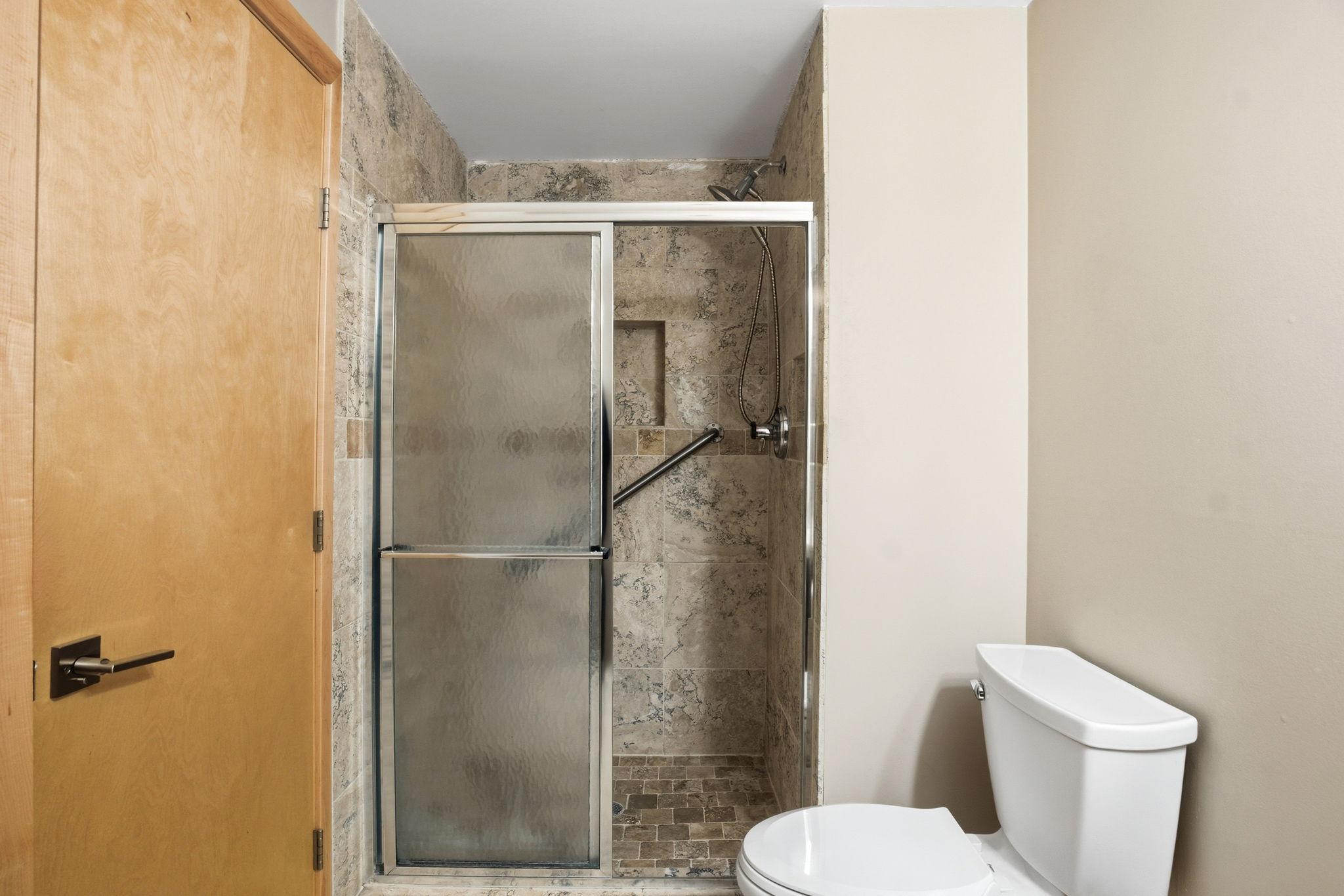 1162 Lakewood Drive S