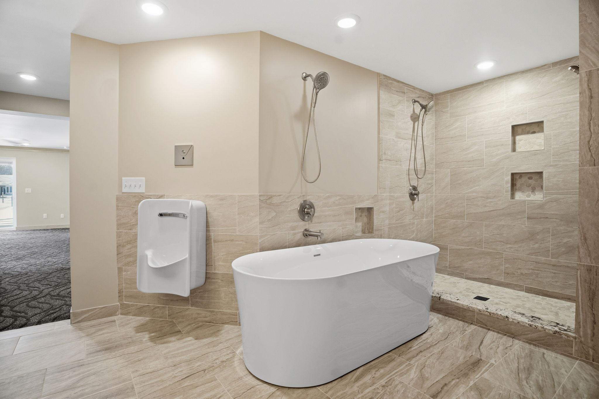 1162 Lakewood Drive S