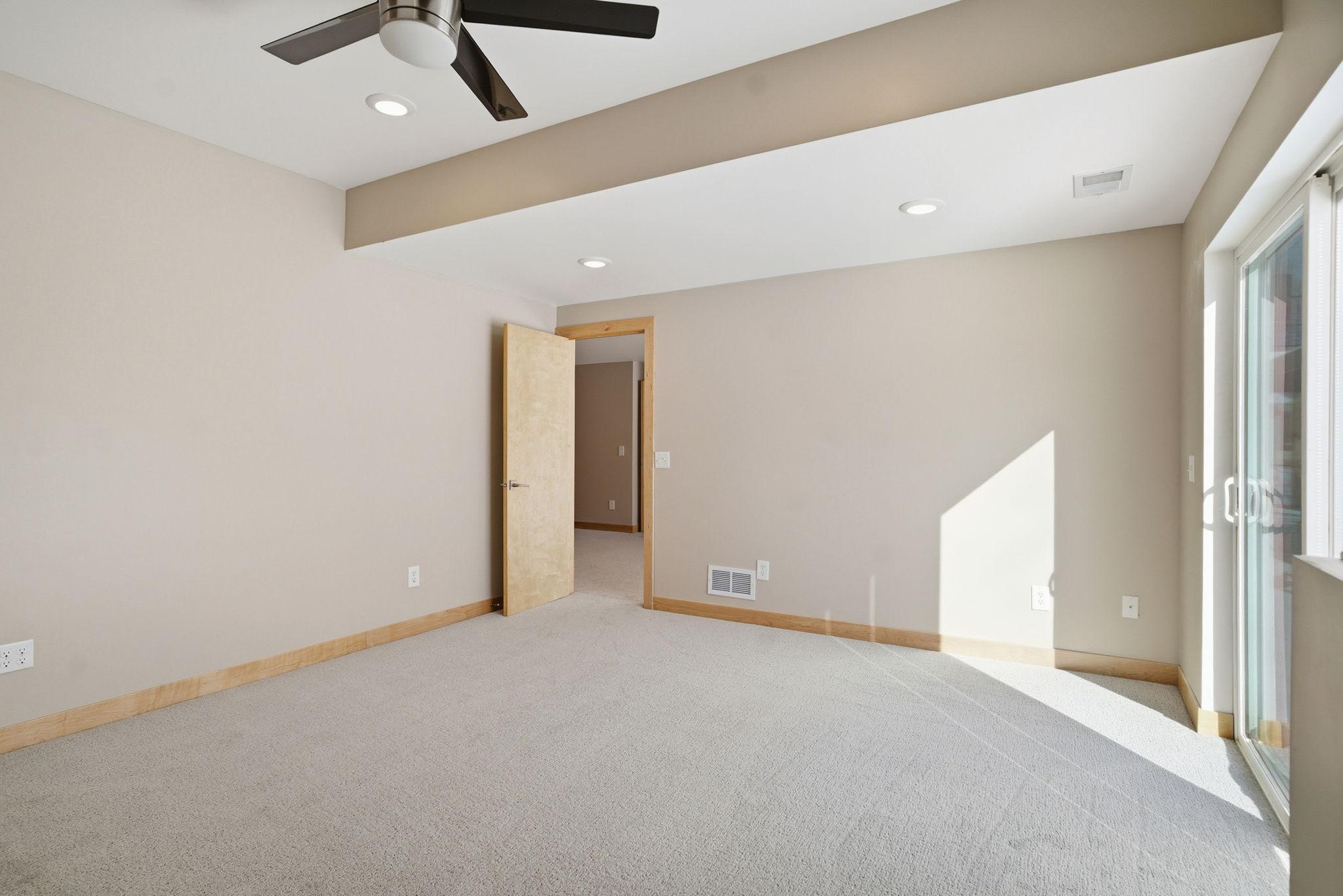 1162 Lakewood Drive S