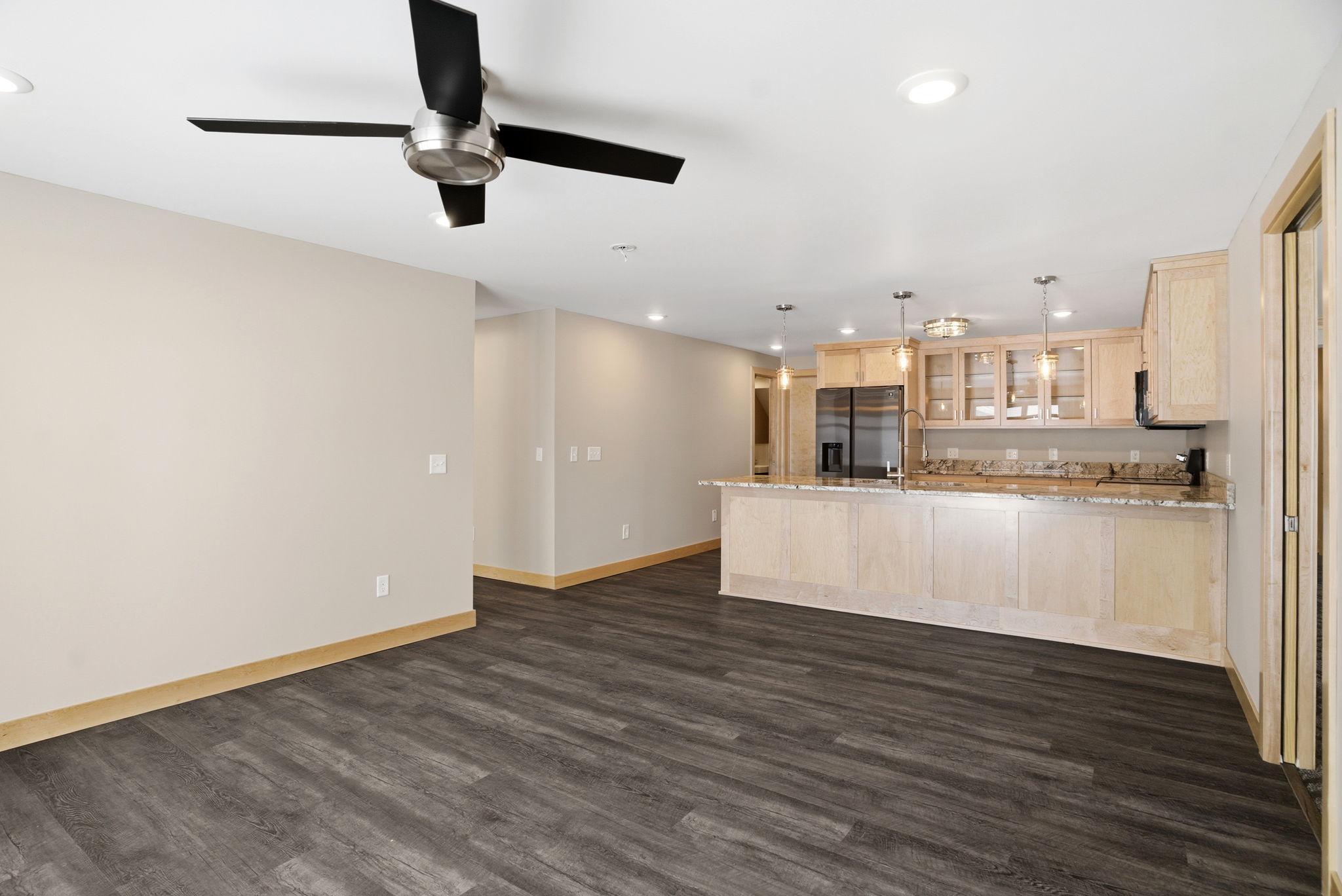 1162 Lakewood Drive S