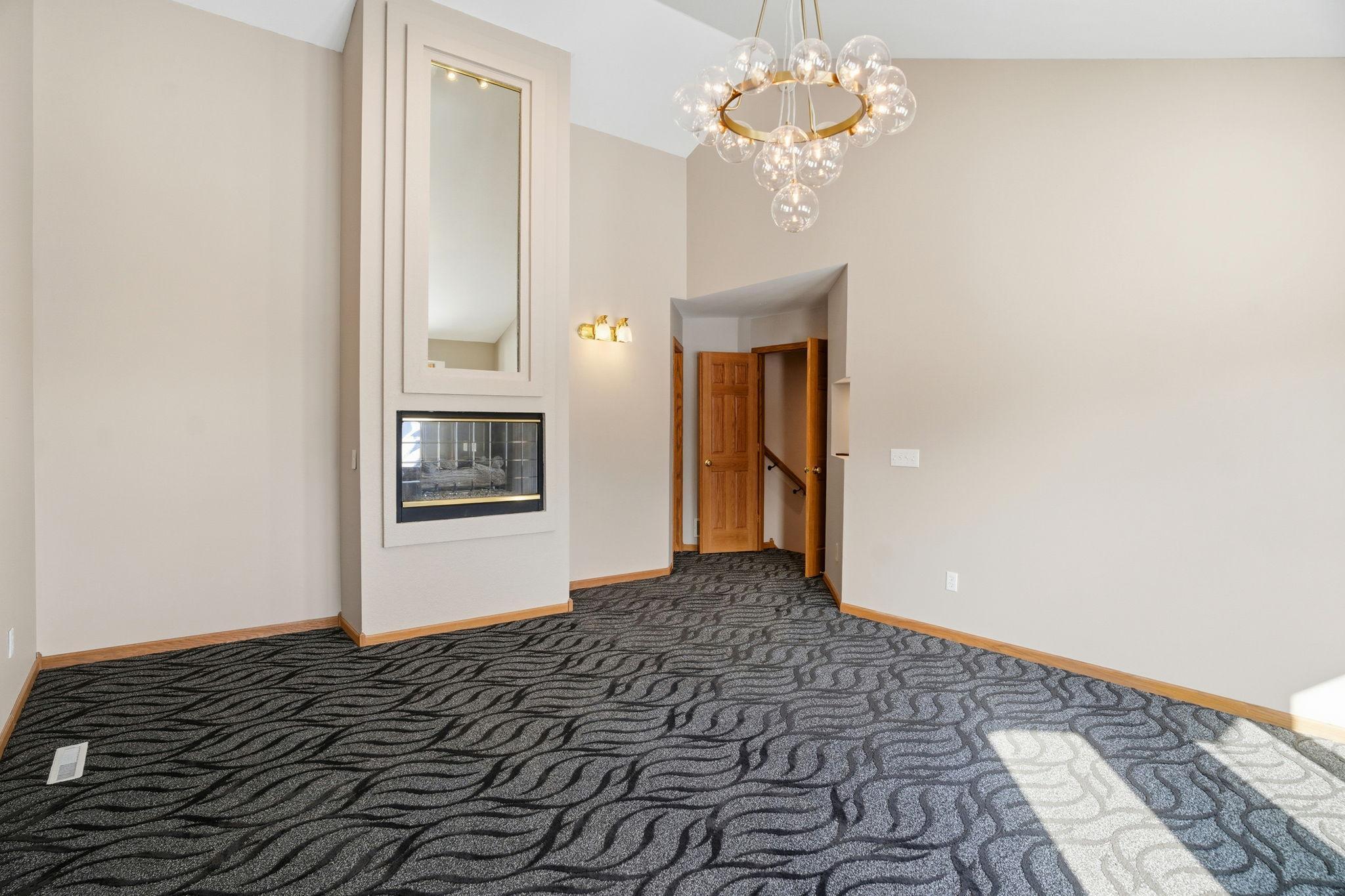 1162 Lakewood Drive S