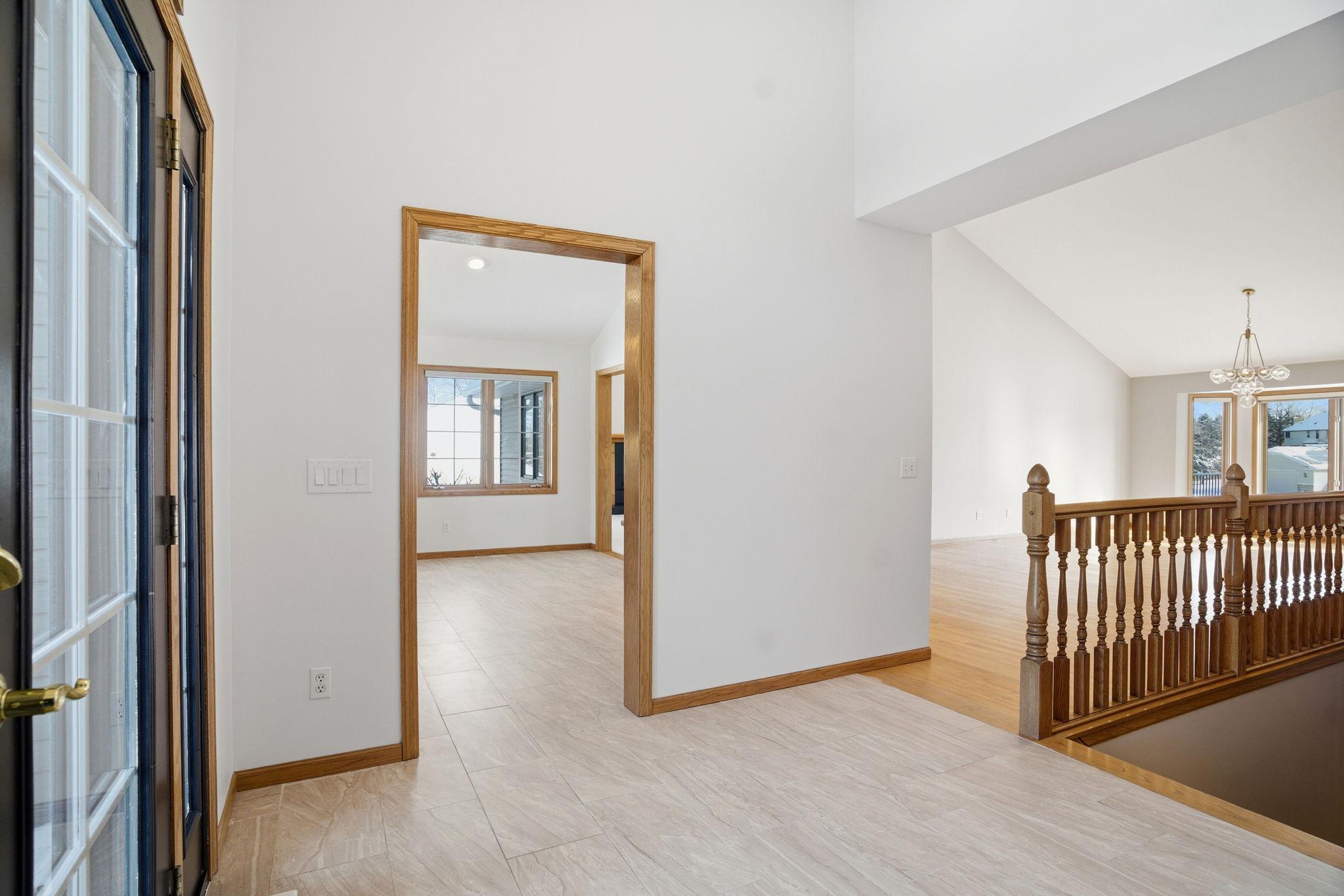 1162 Lakewood Drive S