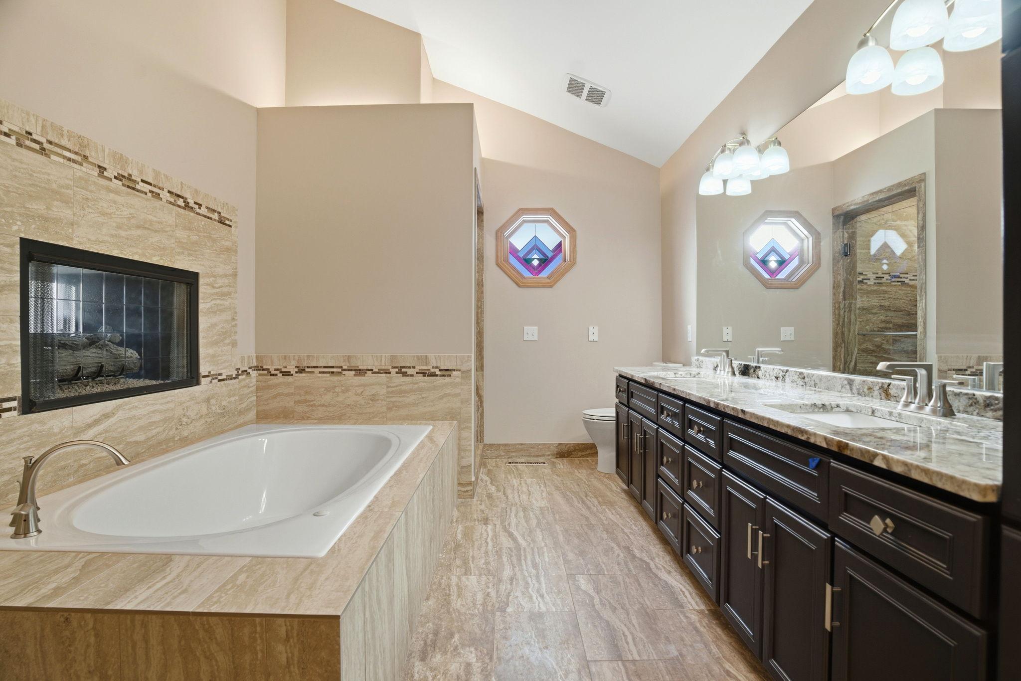 1162 Lakewood Drive S