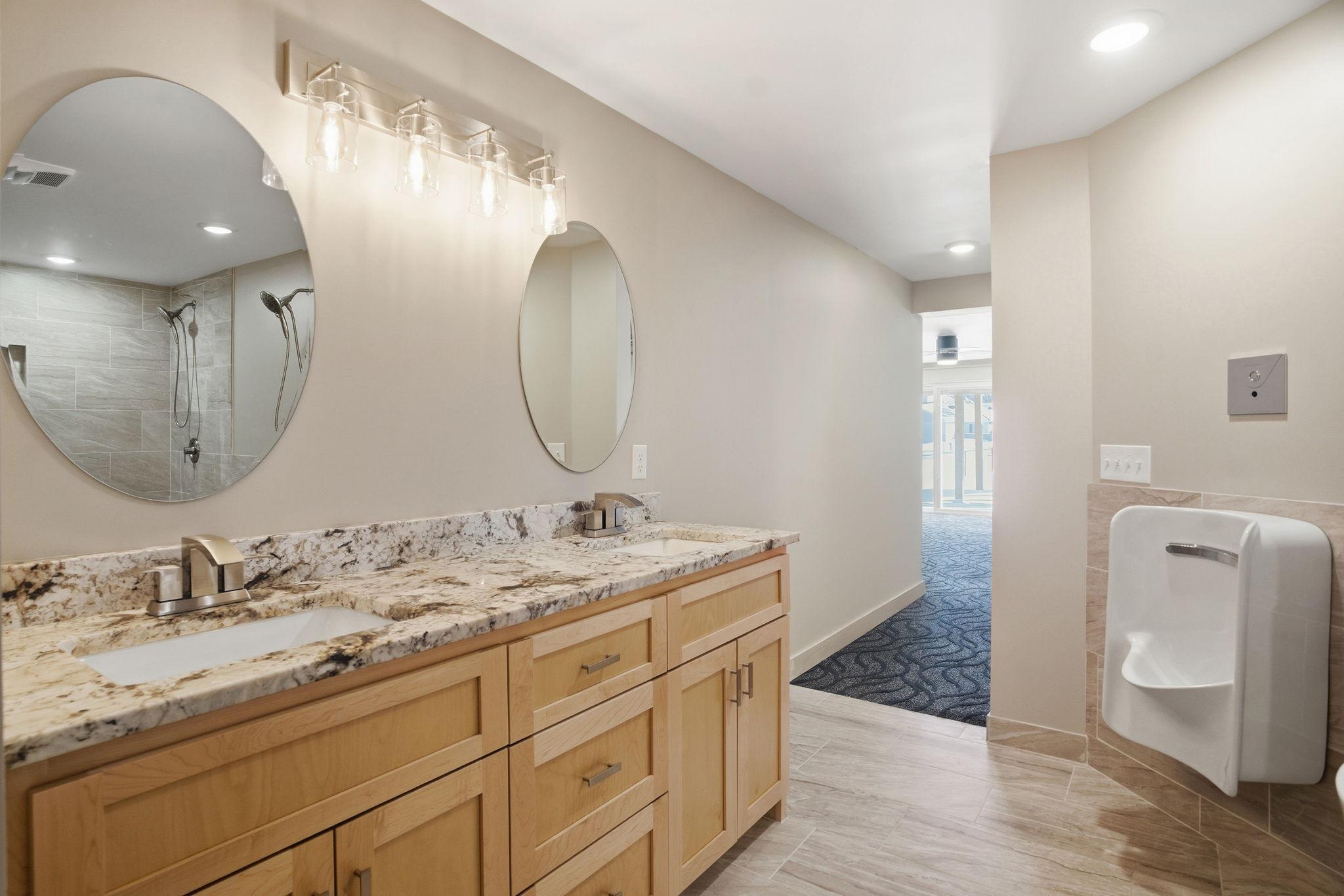 1162 Lakewood Drive S