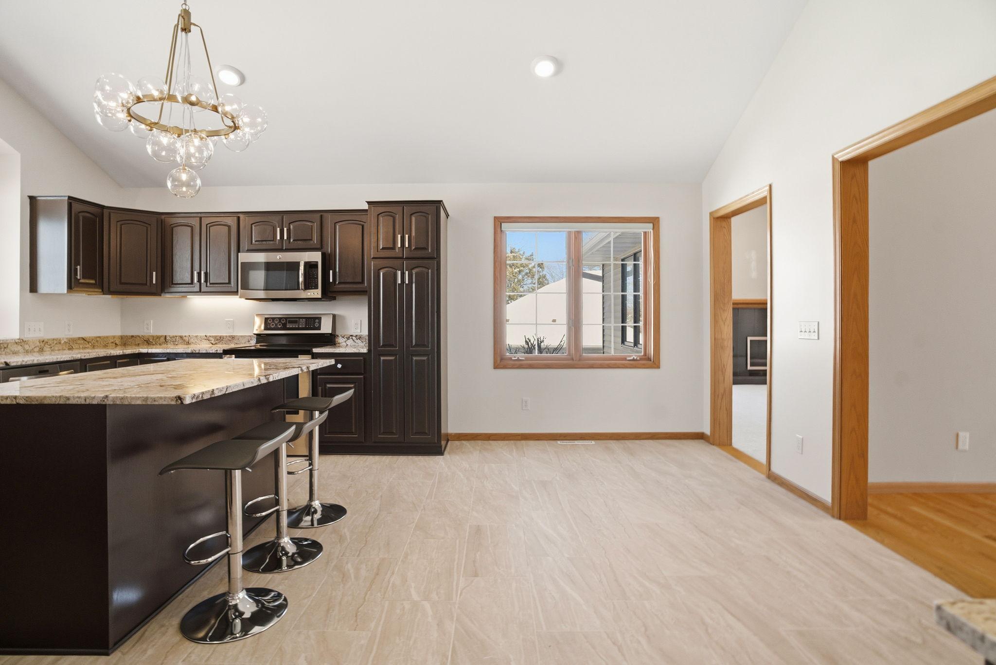 1162 Lakewood Drive S