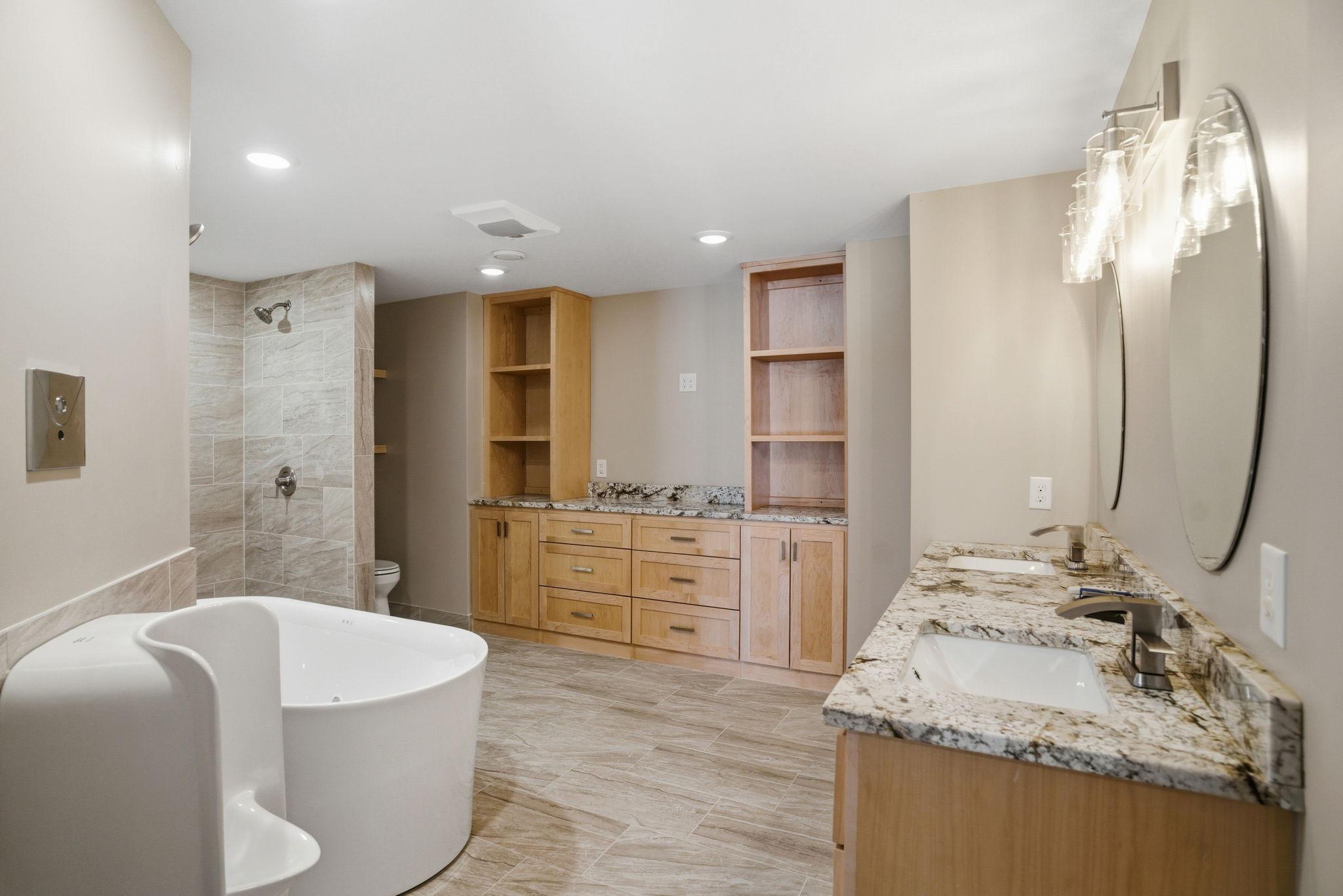 1162 Lakewood Drive S