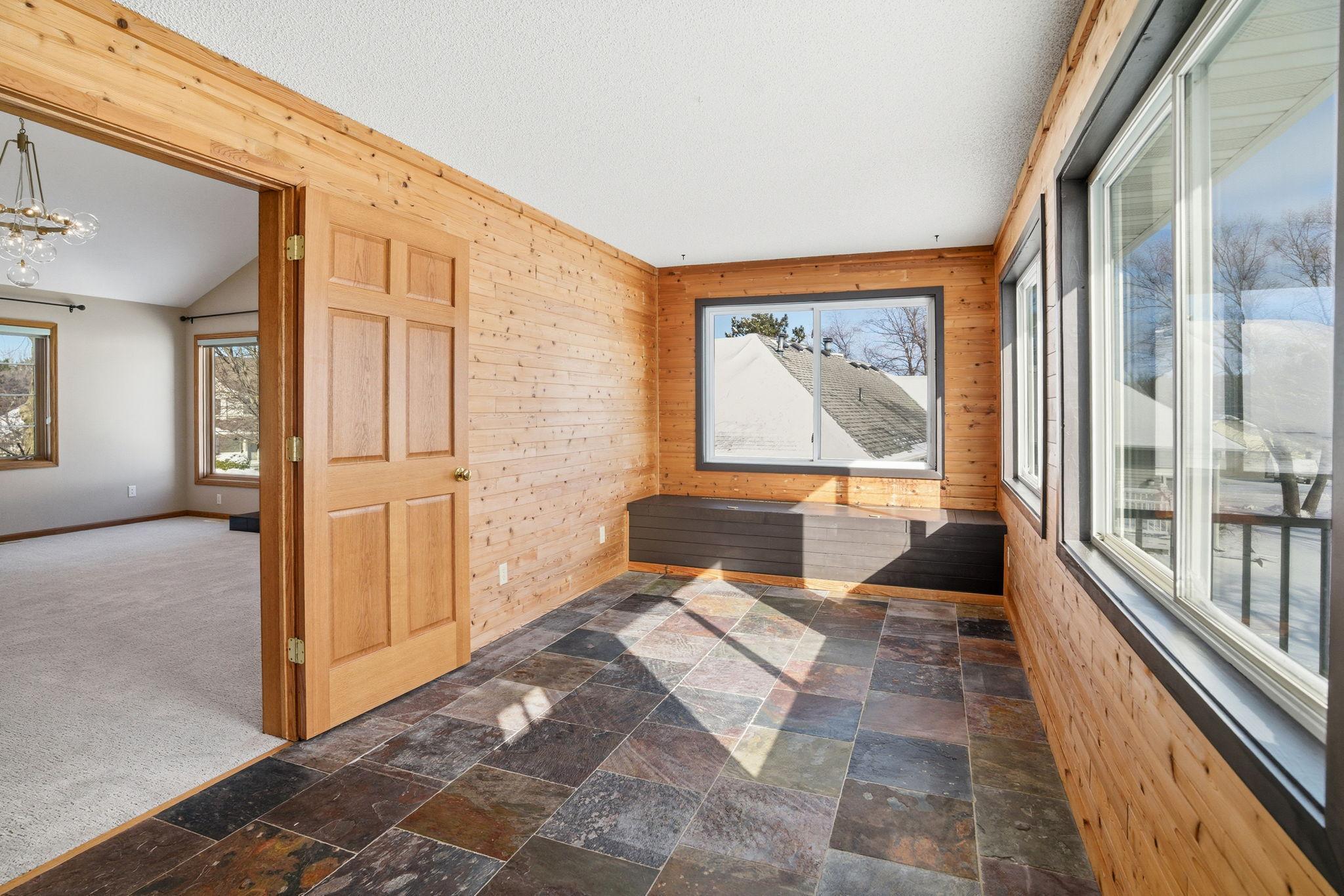 1162 Lakewood Drive S