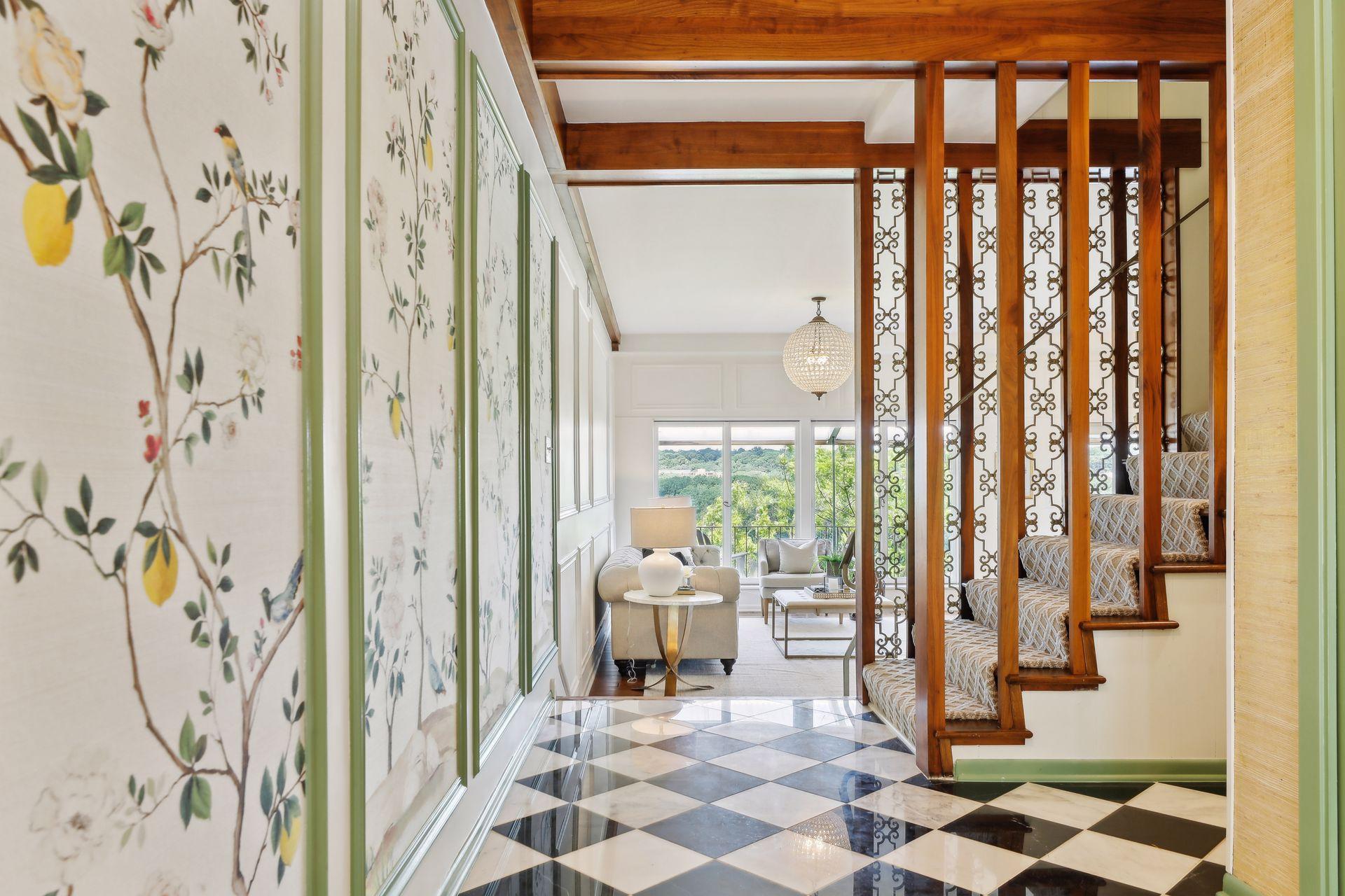 1127 Sibley Memorial Highway Unit: 4