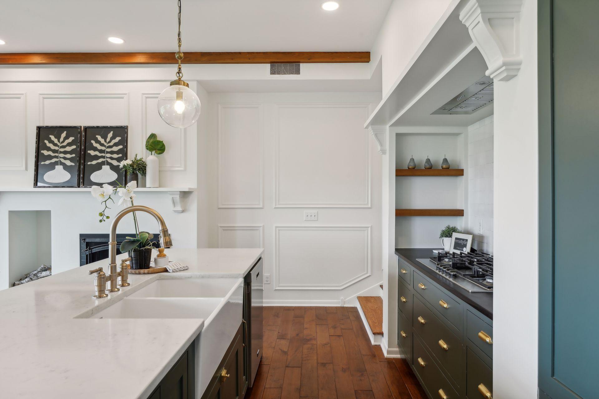 1127 Sibley Memorial Highway Unit: 4