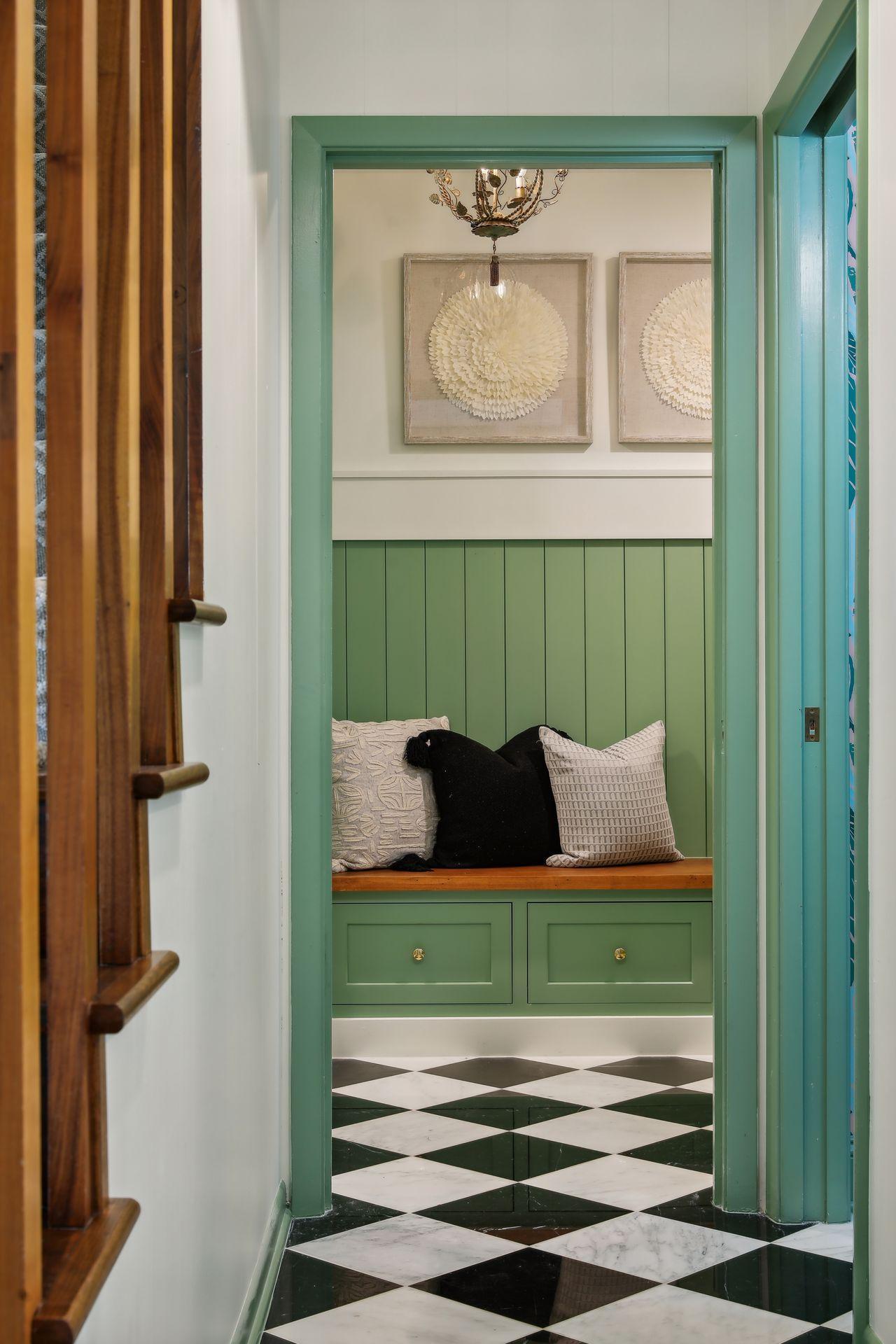 1127 Sibley Memorial Highway Unit: 4