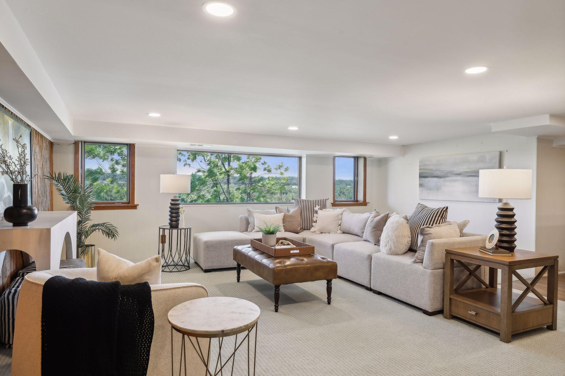 1127 Sibley Memorial Highway Unit: 4