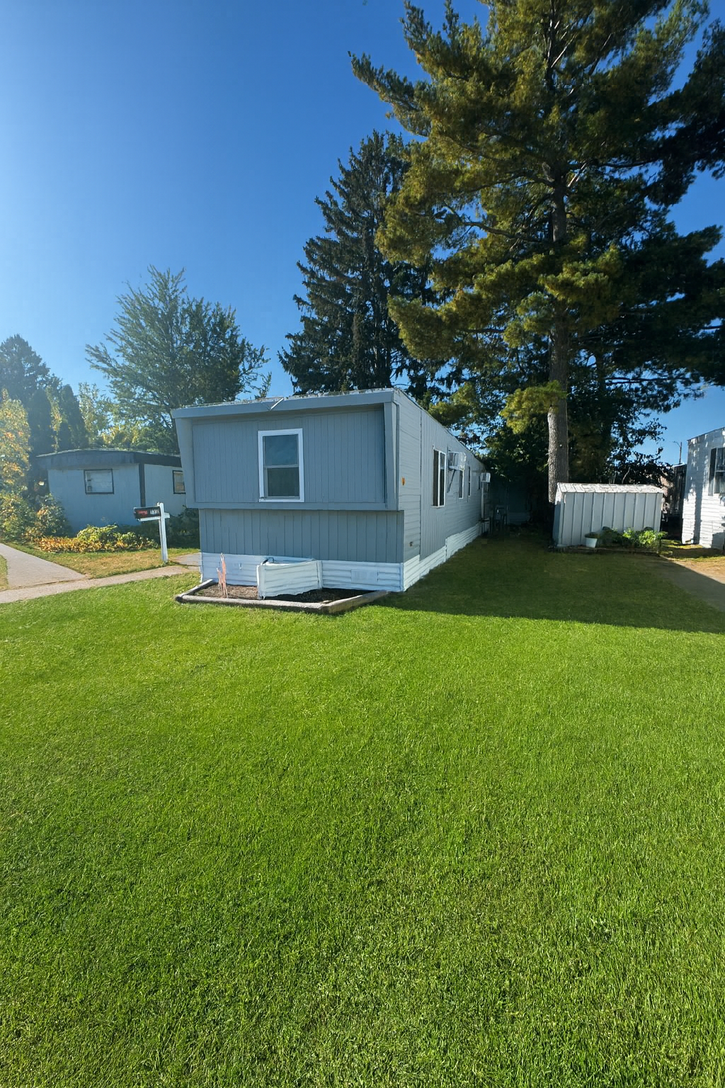 7310 Taylor Street NE