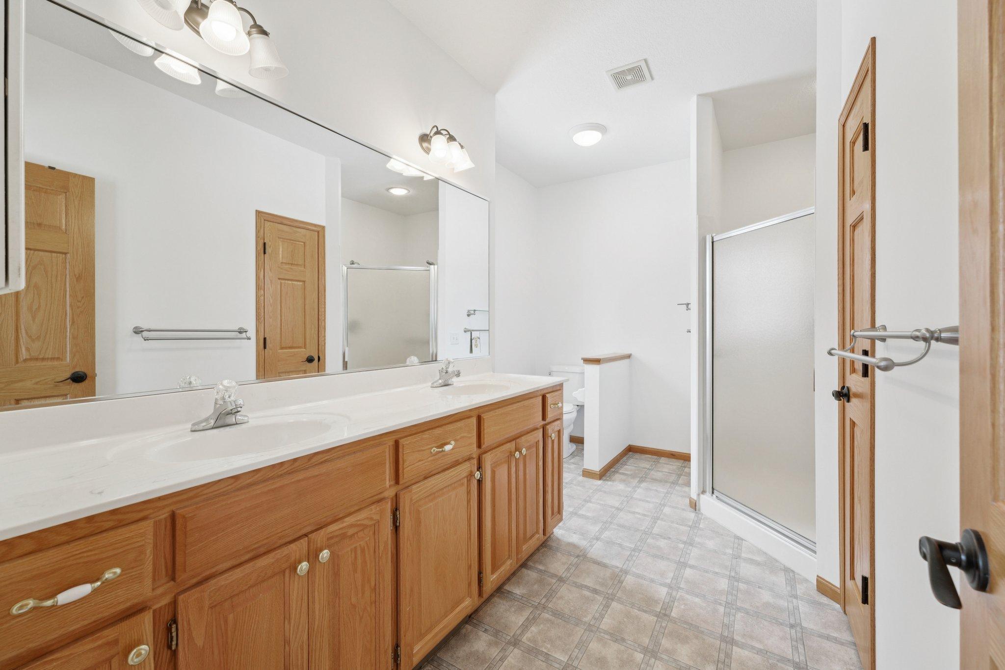 1789 Windsor Drive S