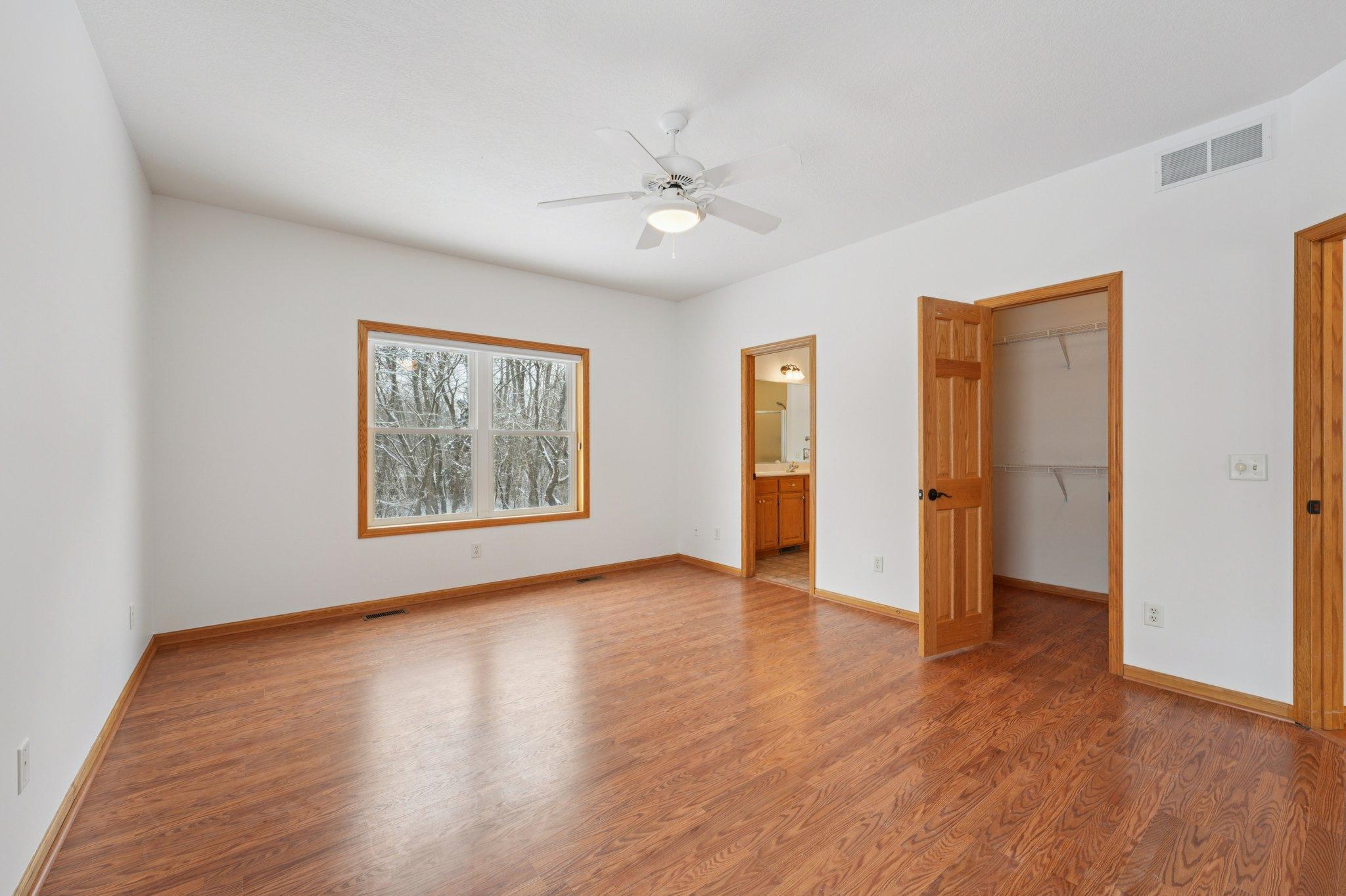 1789 Windsor Drive S