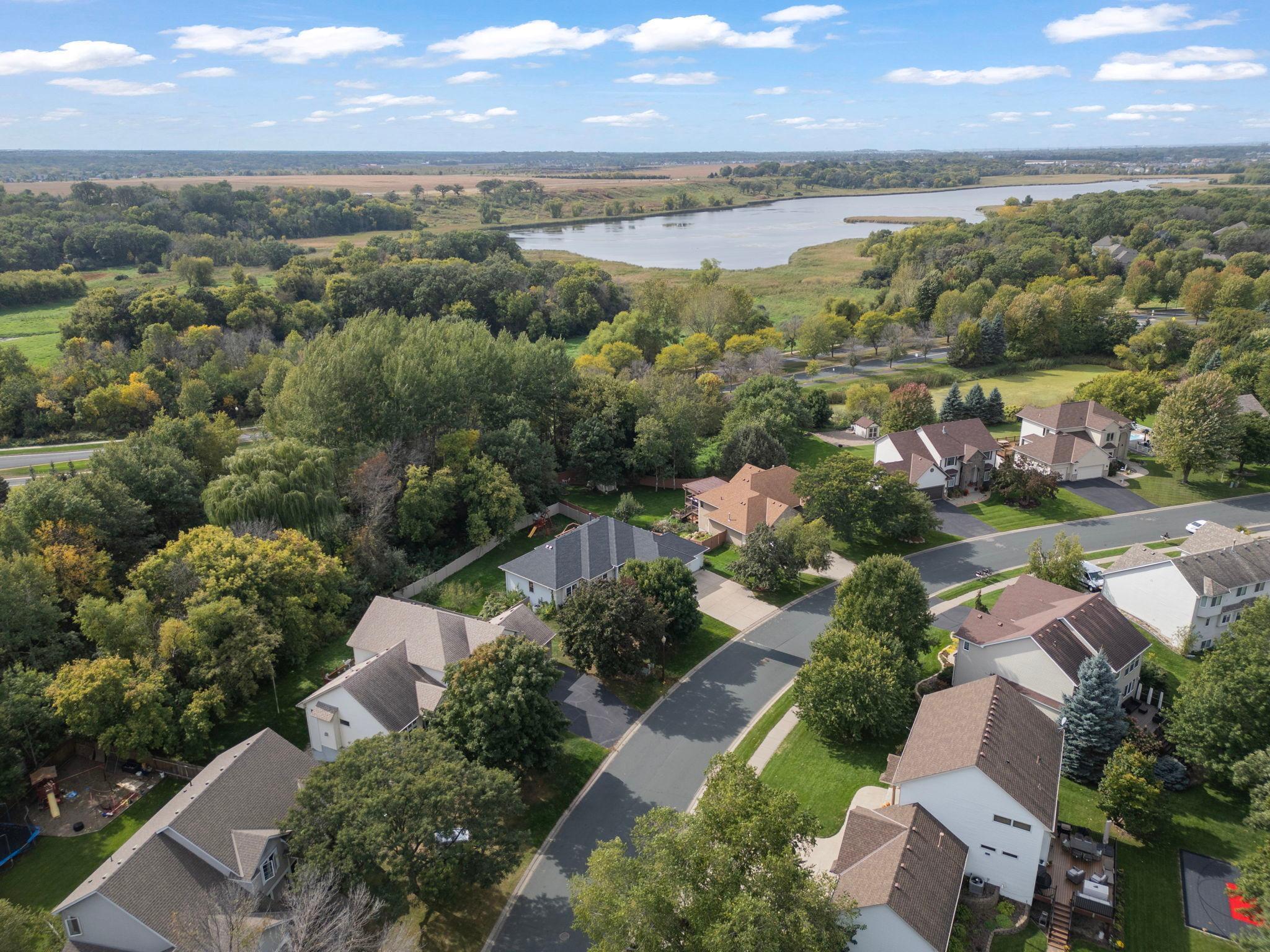 1789 Windsor Drive S