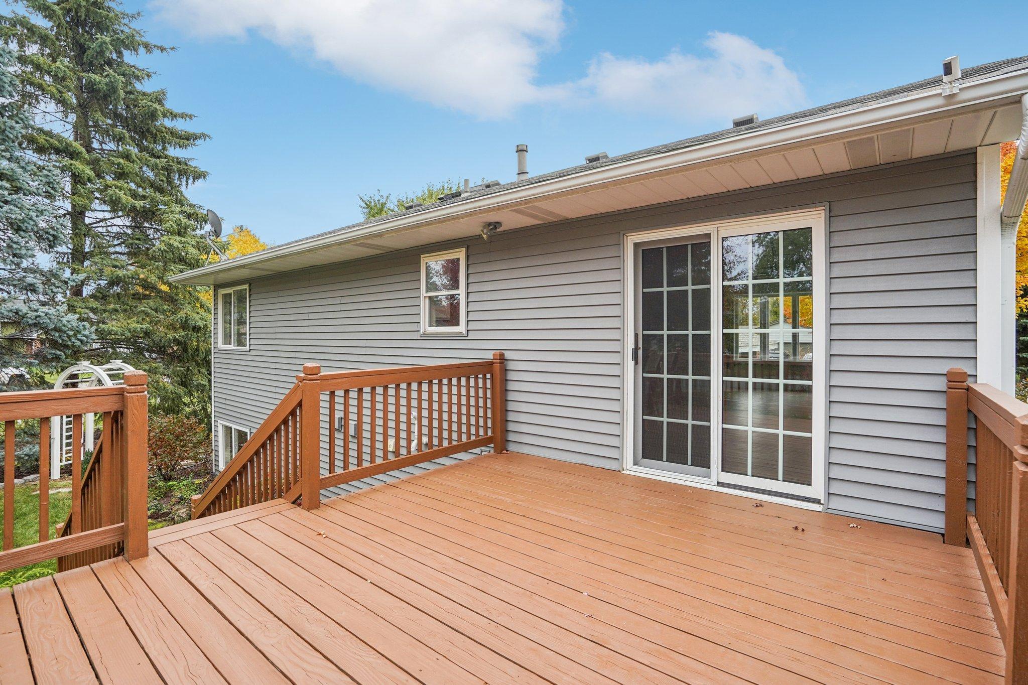 1425 Hickory Trail
