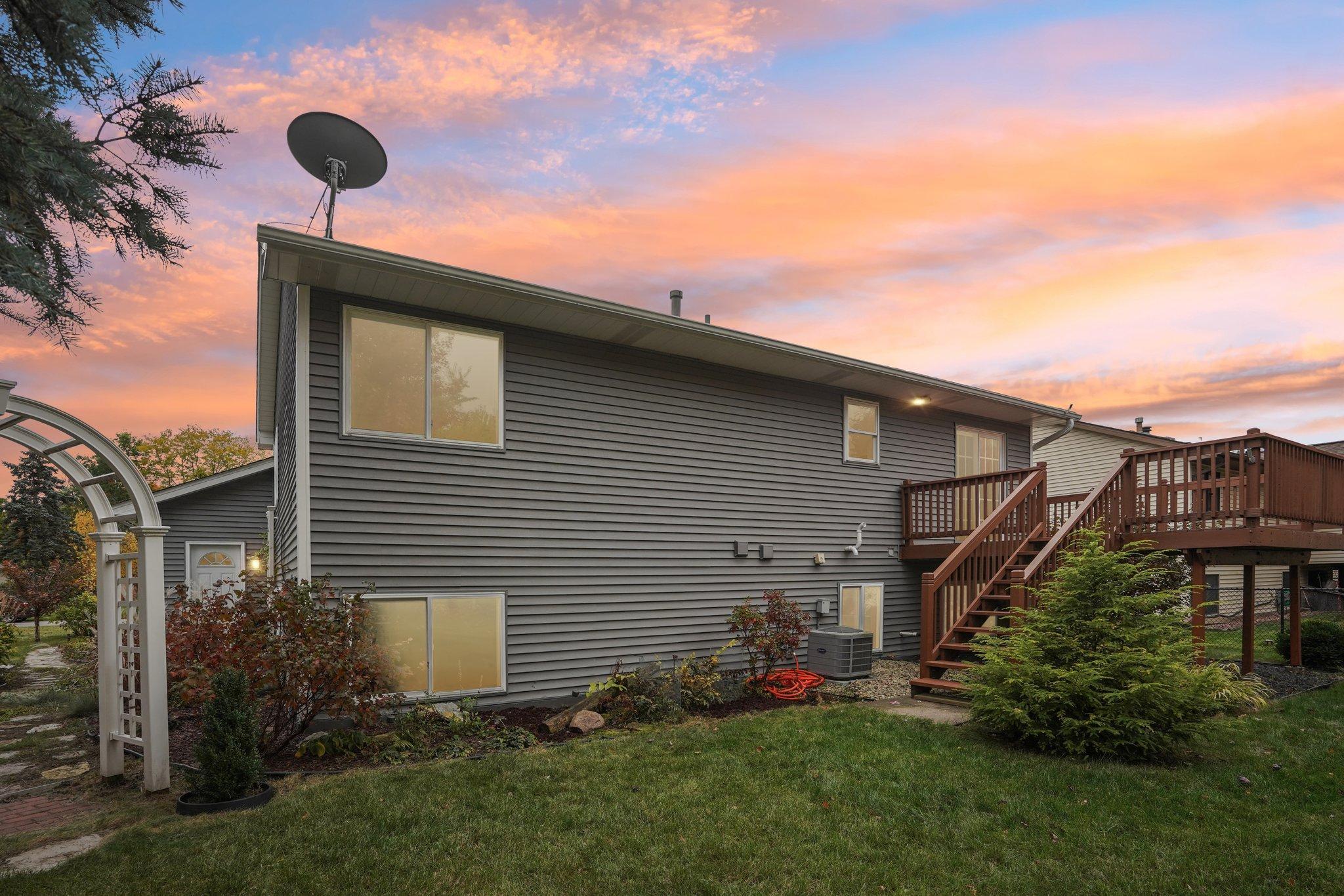 1425 Hickory Trail