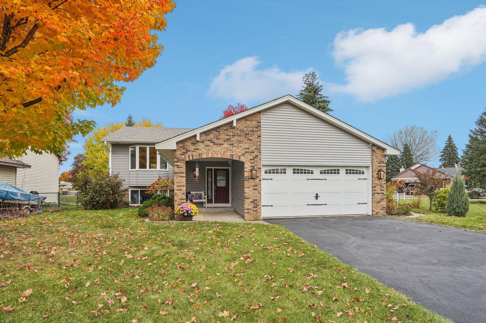 1425 Hickory Trail