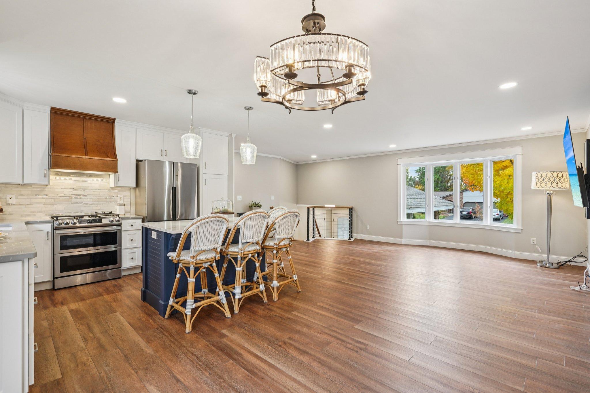 1425 Hickory Trail