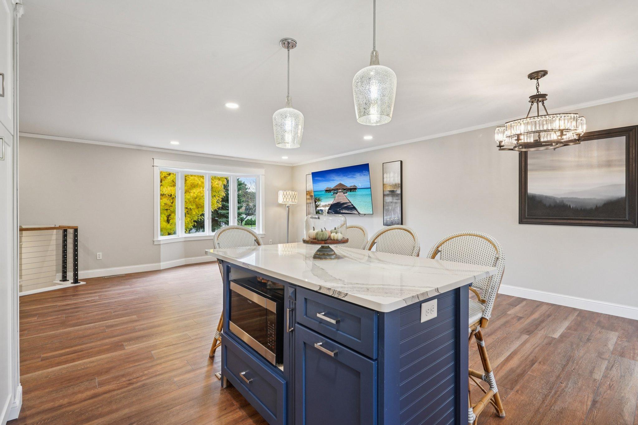 1425 Hickory Trail