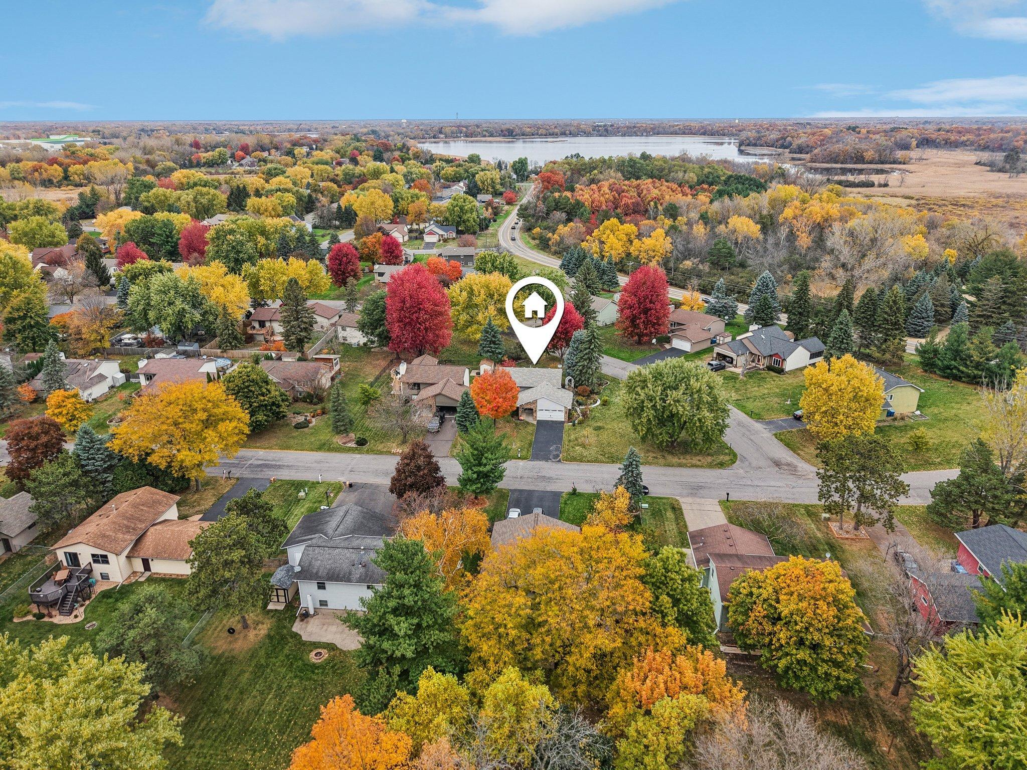 1425 Hickory Trail