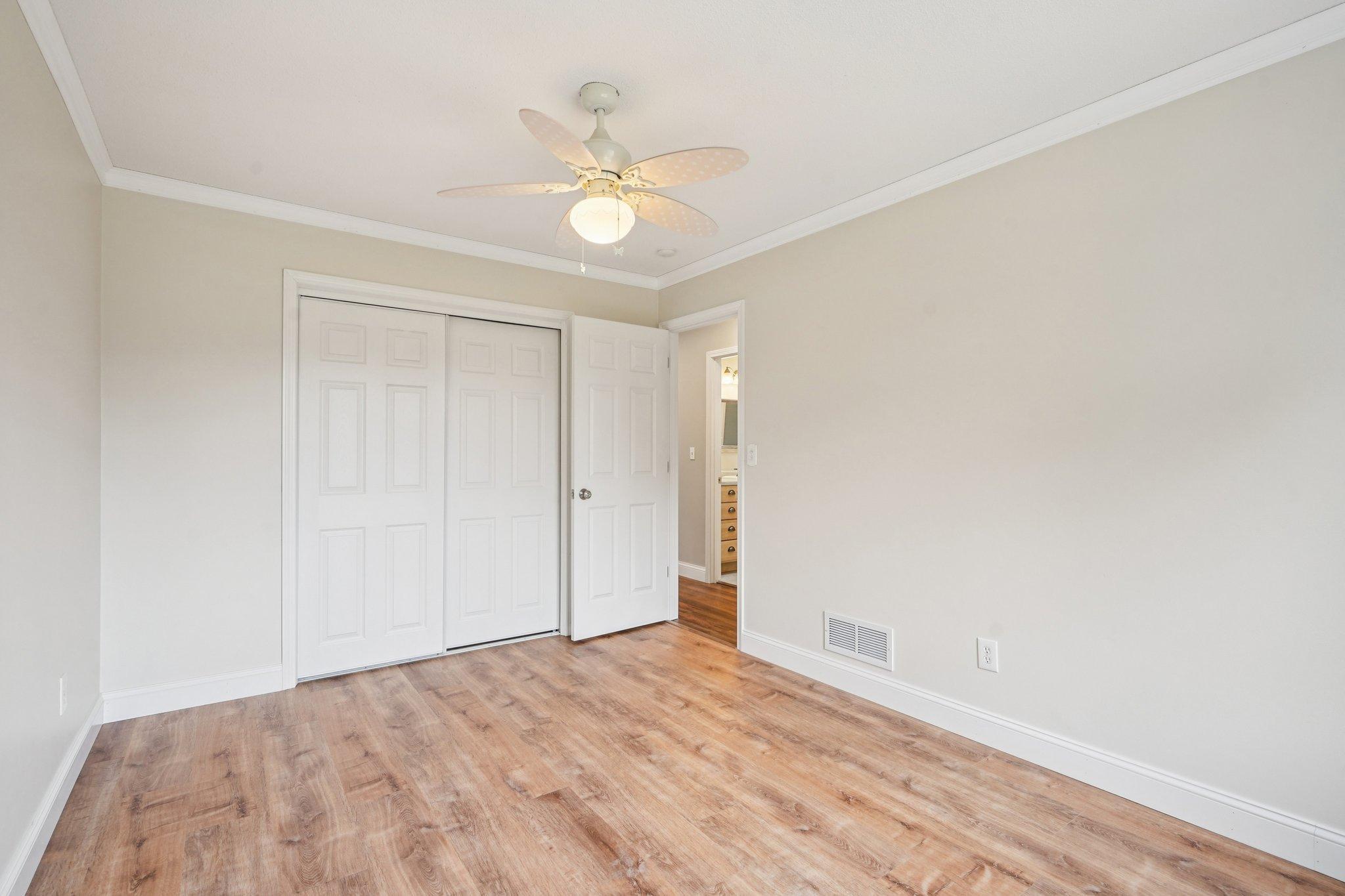 1425 Hickory Trail