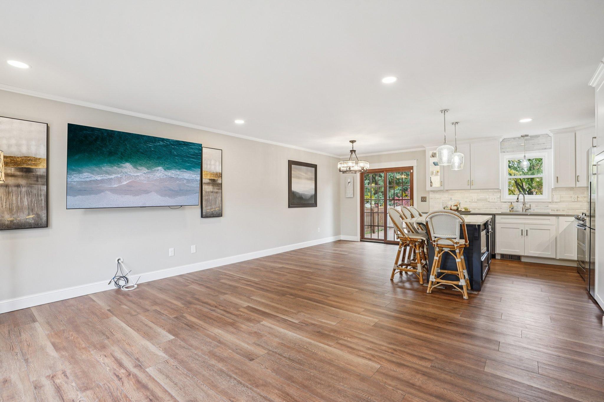1425 Hickory Trail