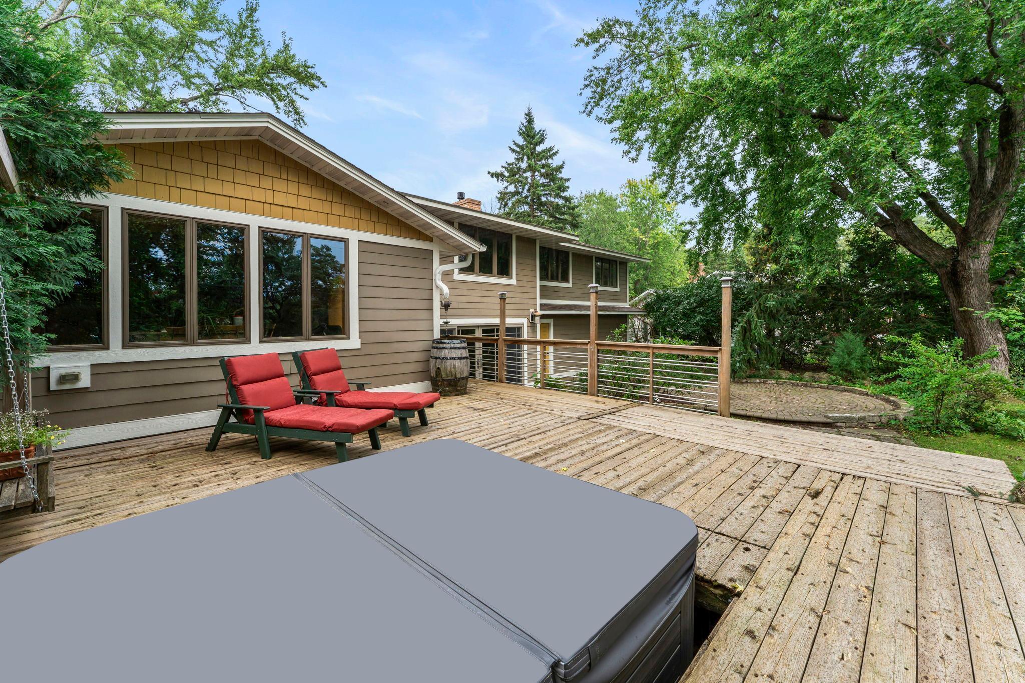 3396 Glen Oaks Avenue