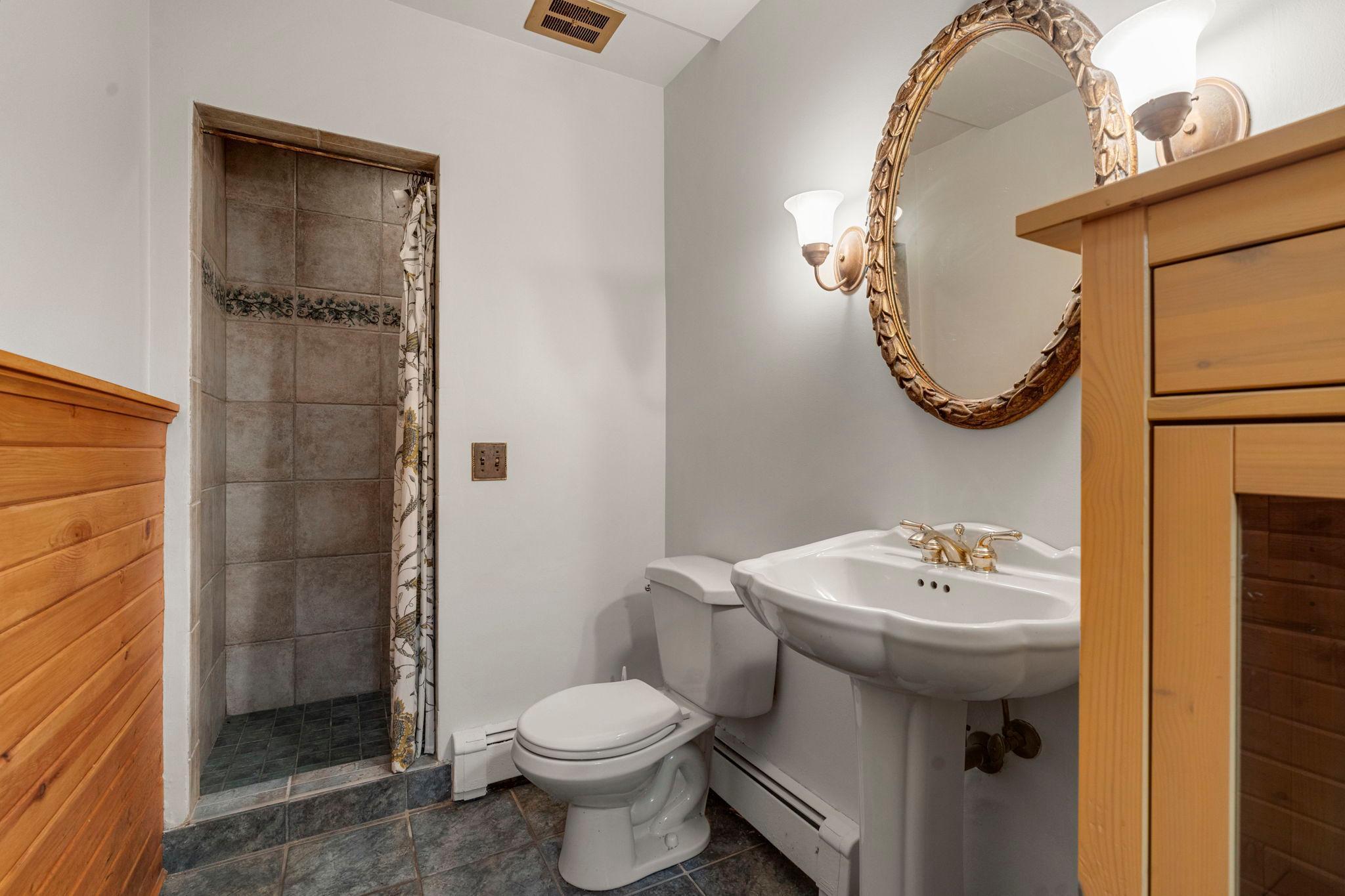 3396 Glen Oaks Avenue