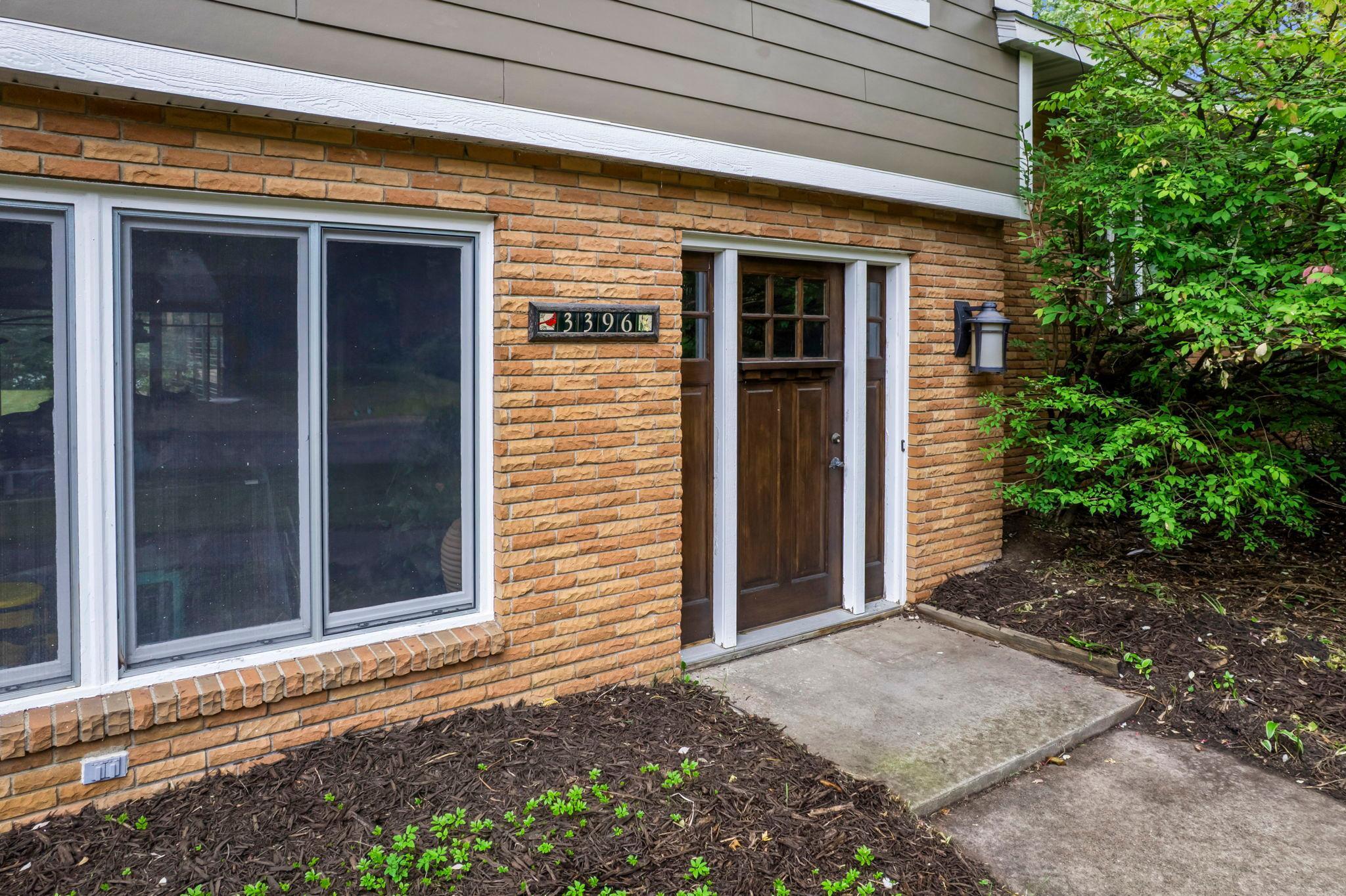 3396 Glen Oaks Avenue