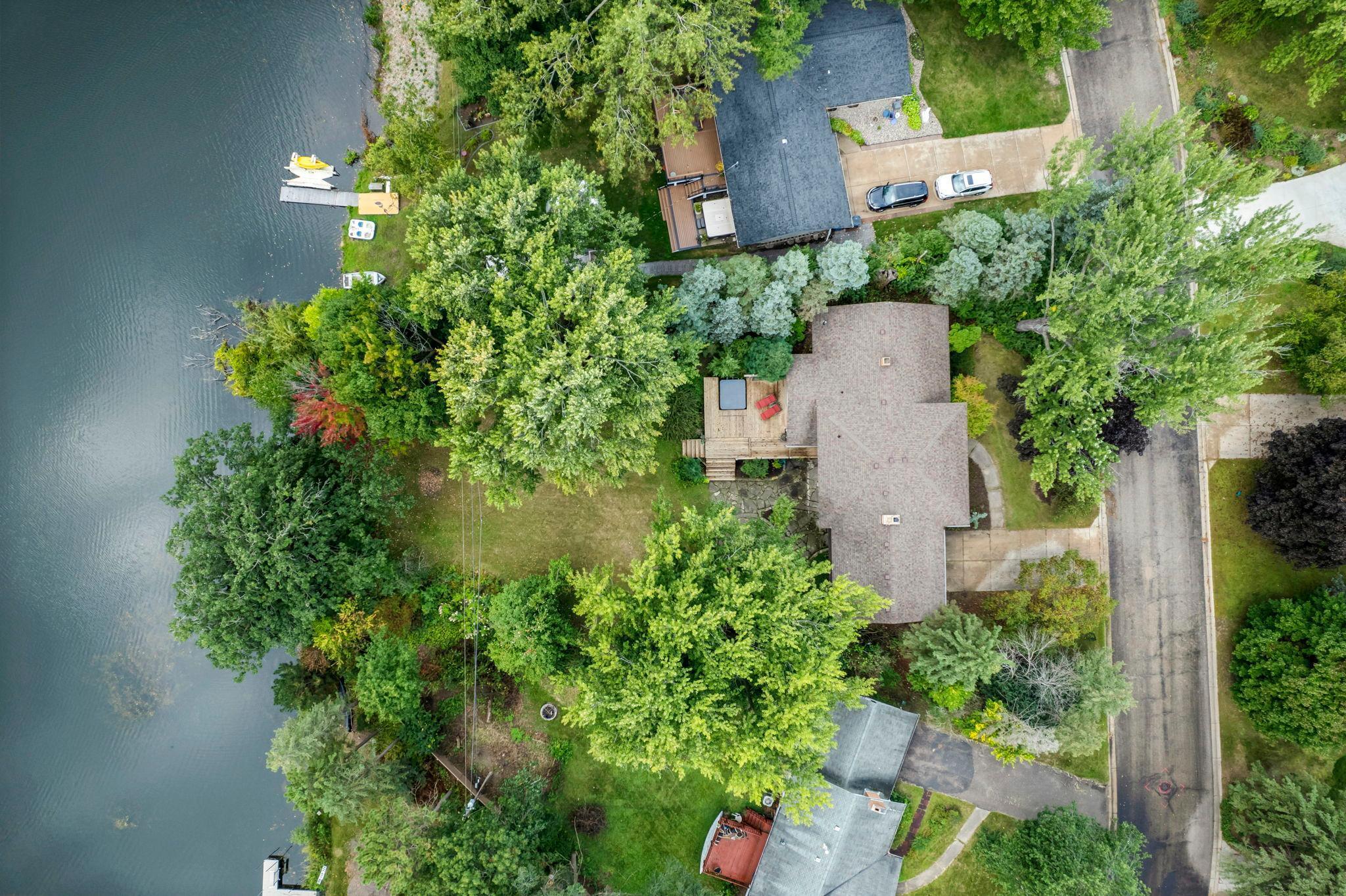 3396 Glen Oaks Avenue