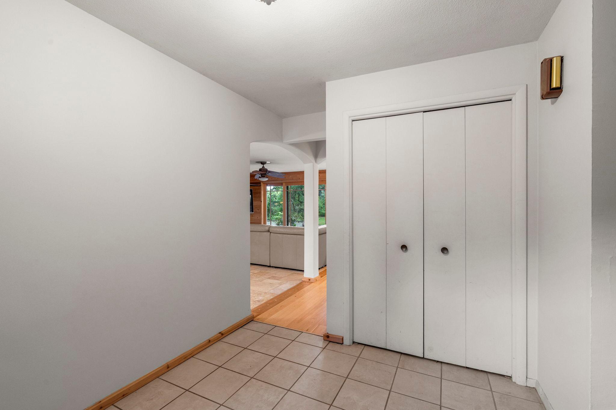 3396 Glen Oaks Avenue