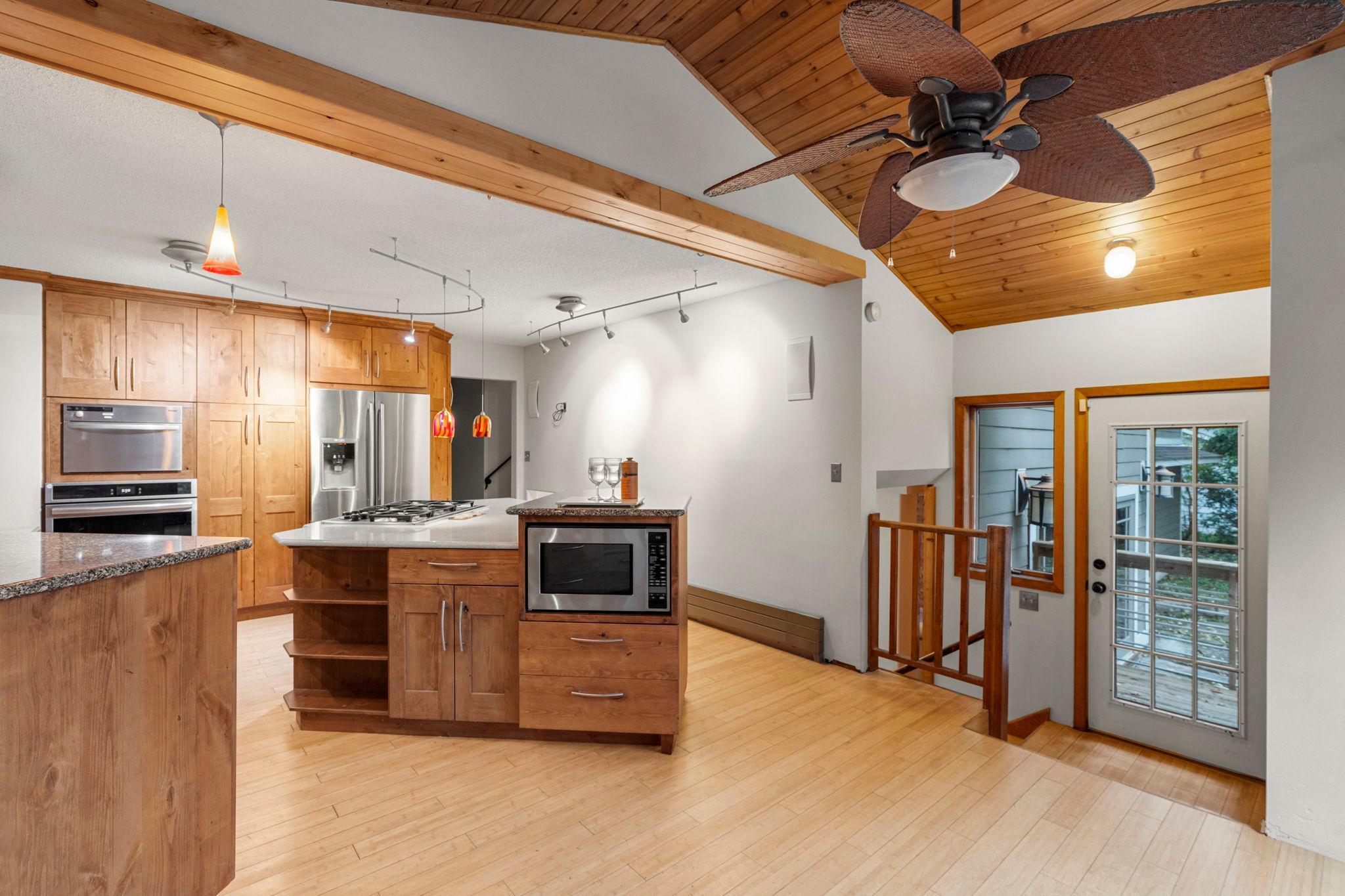 3396 Glen Oaks Avenue