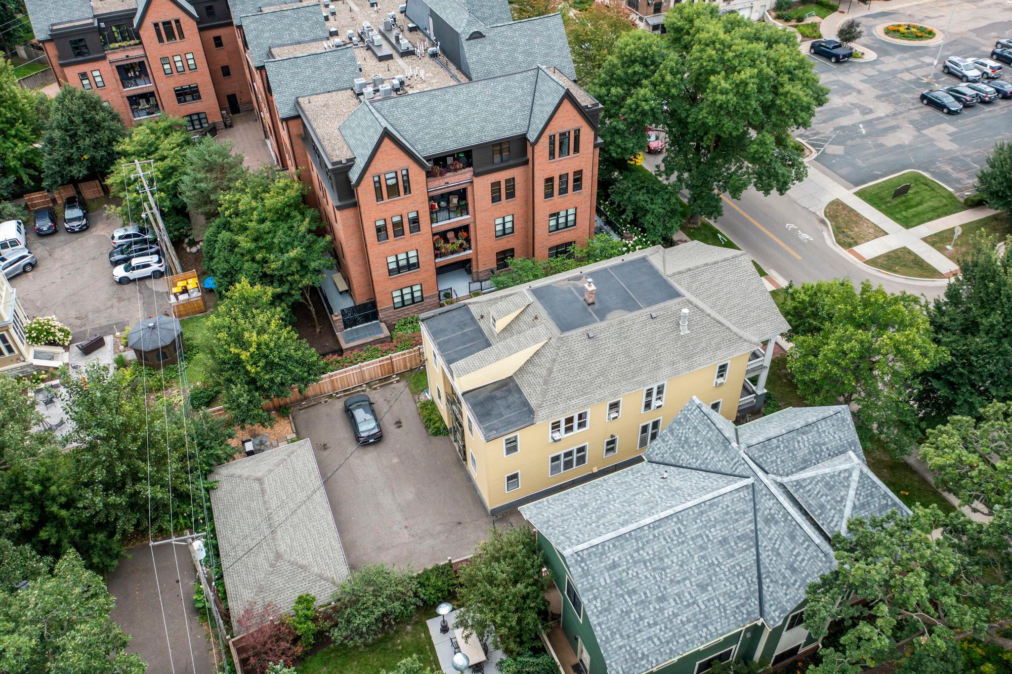 102 Western Avenue N Unit: 4