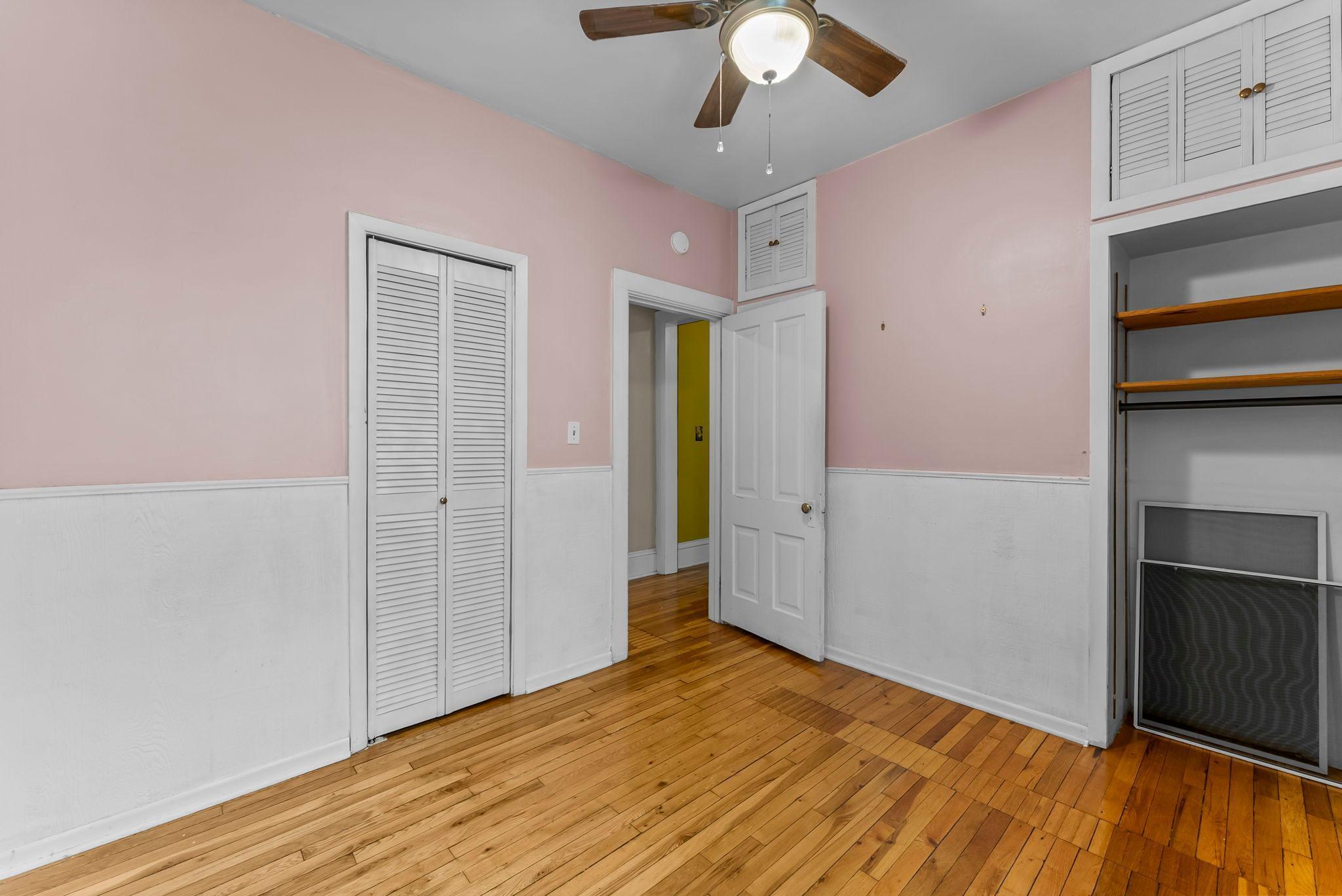 102 Western Avenue N Unit: 4