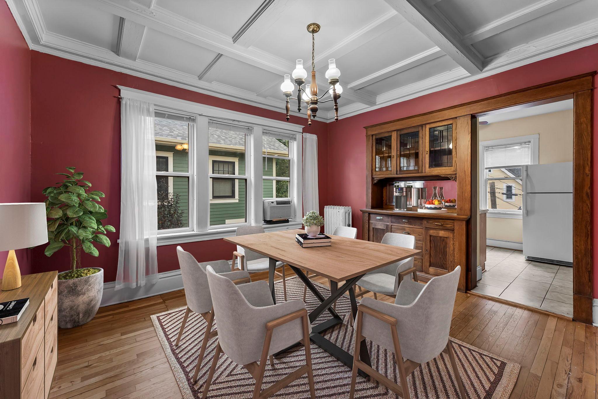 102 Western Avenue N Unit: 4